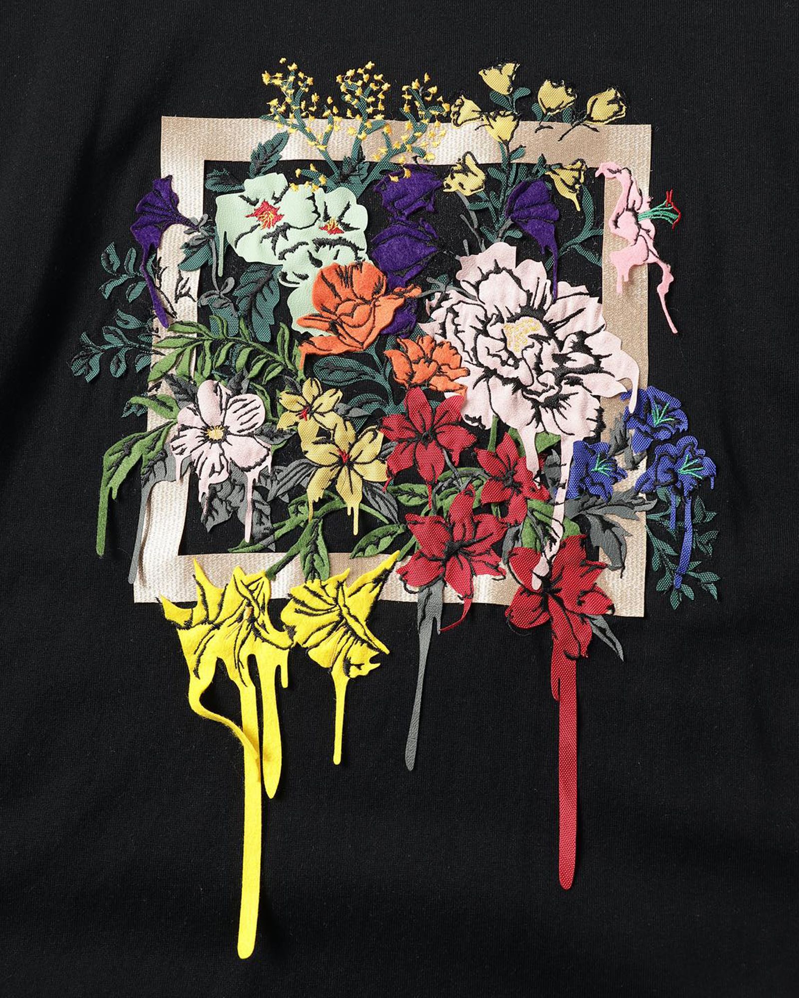 Non-Standard Embroidery Bigtee