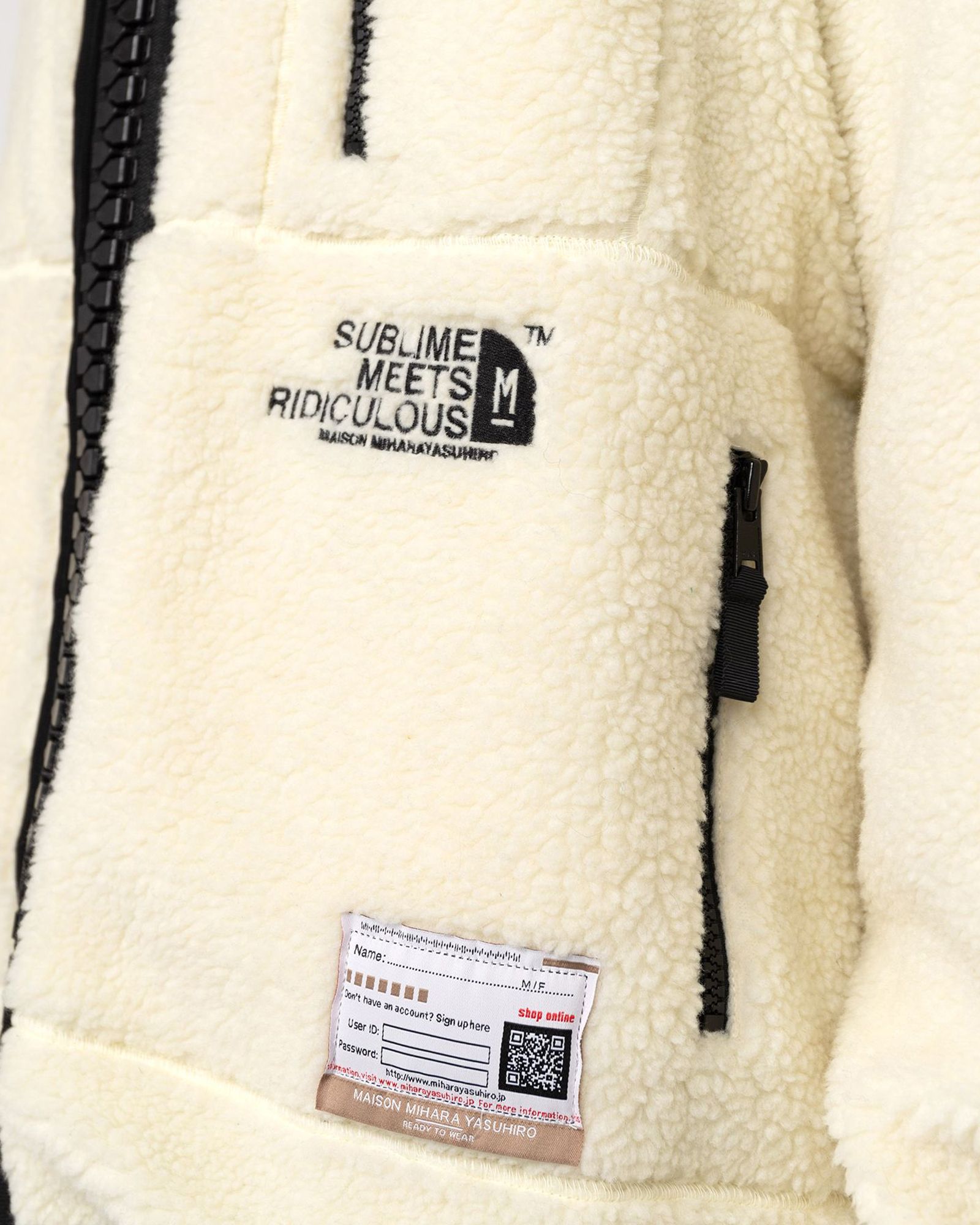 Wide Back Boa Blouson