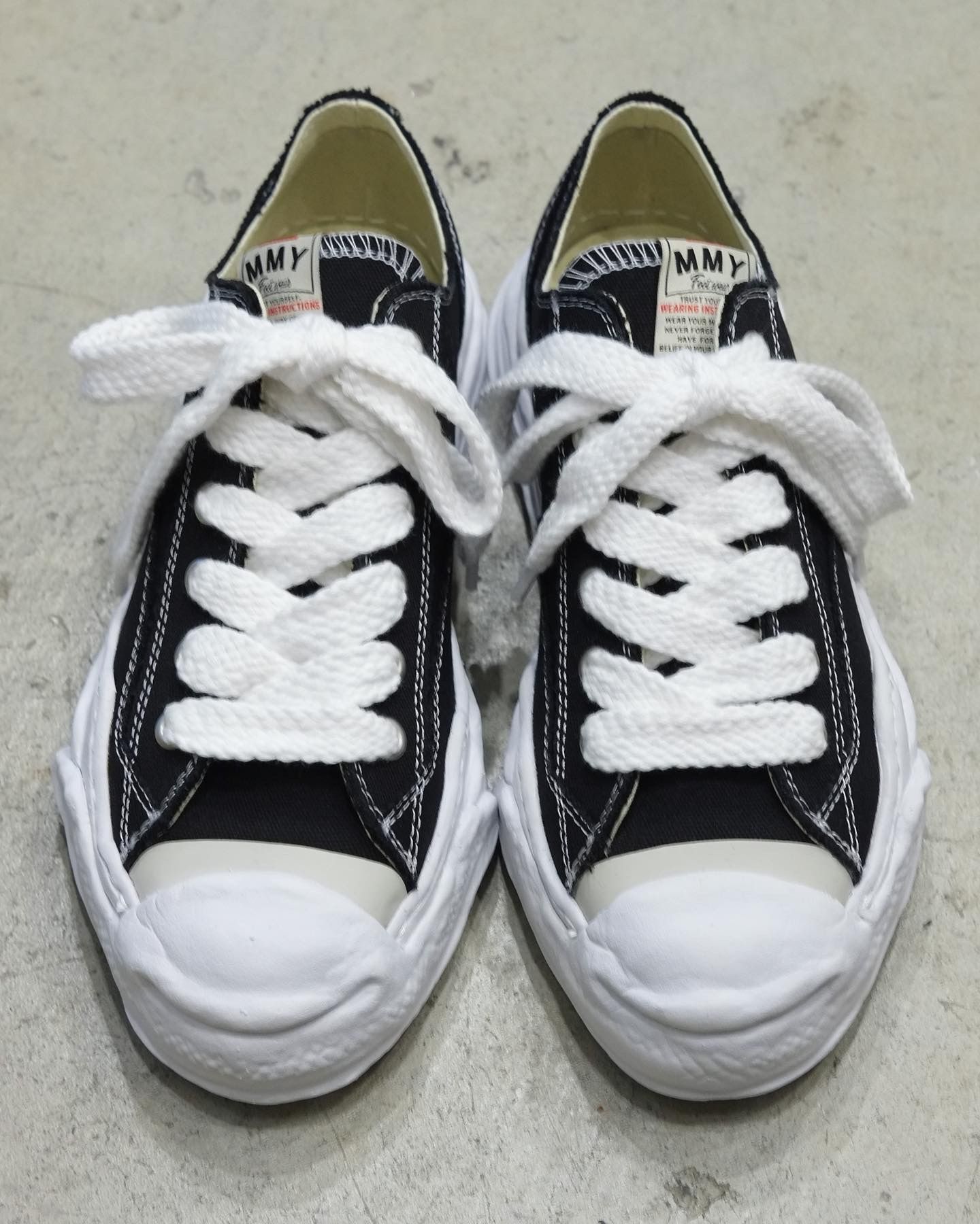 "HANK" OG Sole Canvas Low-top Sneaker