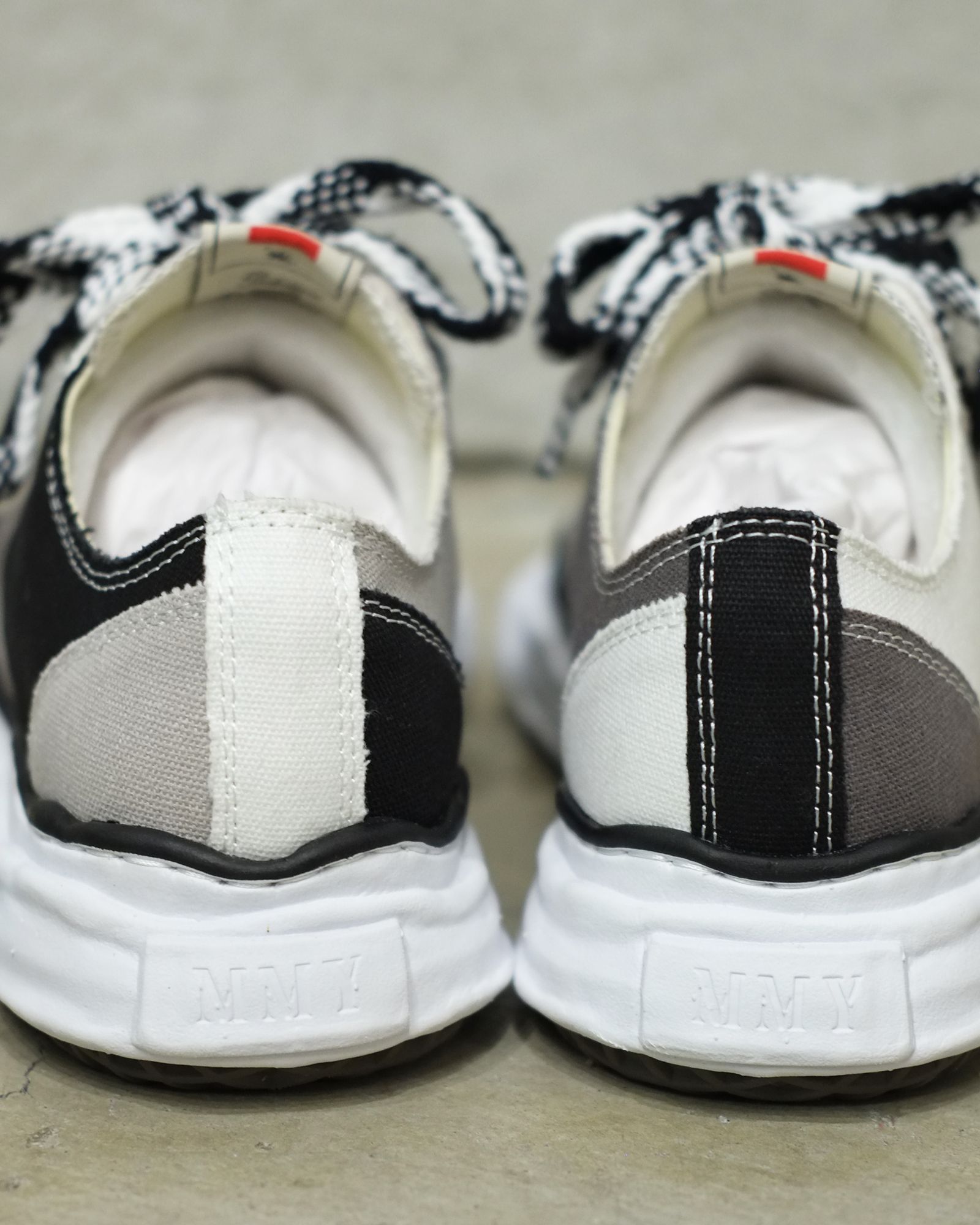 "PETERSON" OG Sole Multi Color Low-top Sneaker