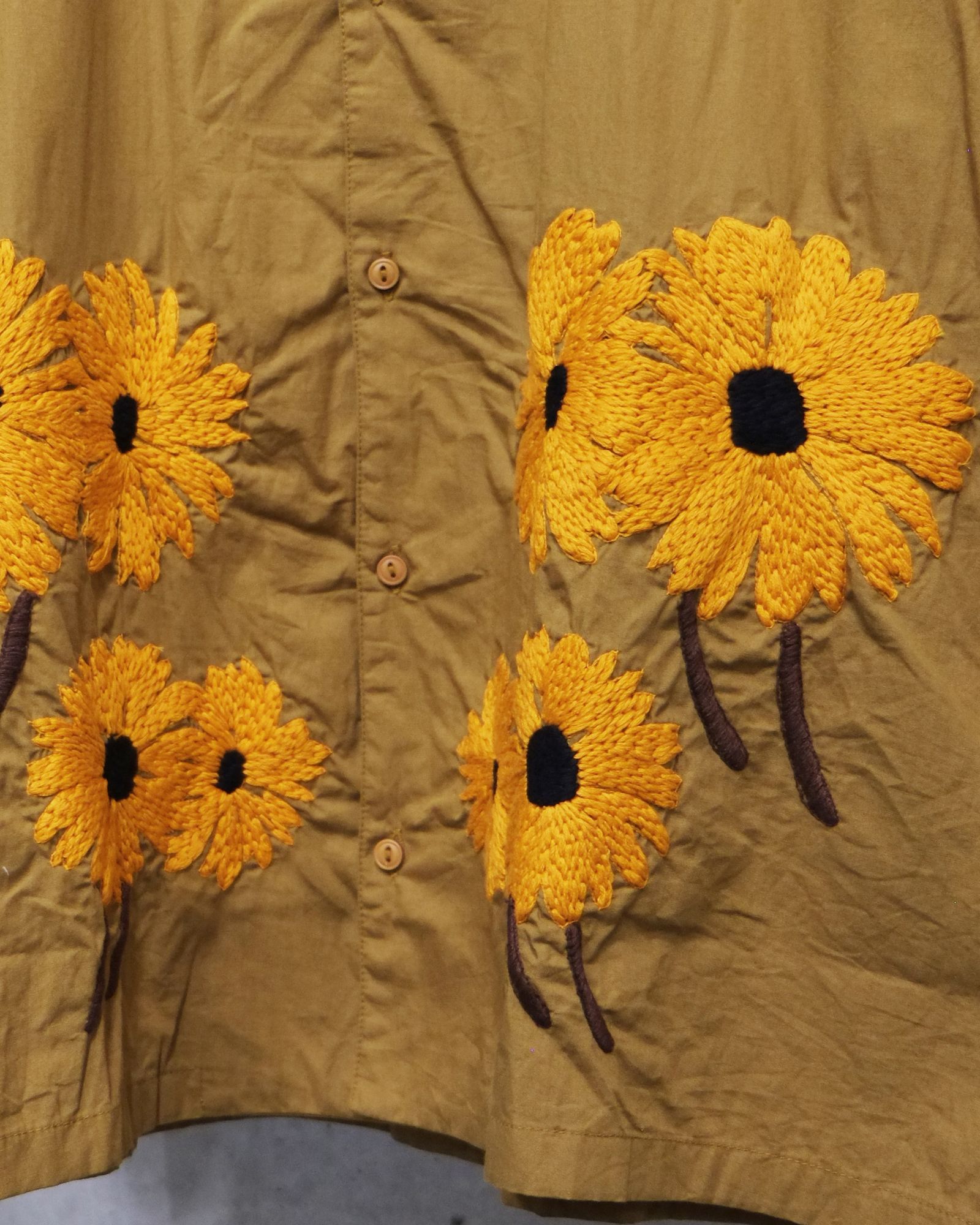 Floral Emb SS Shirt