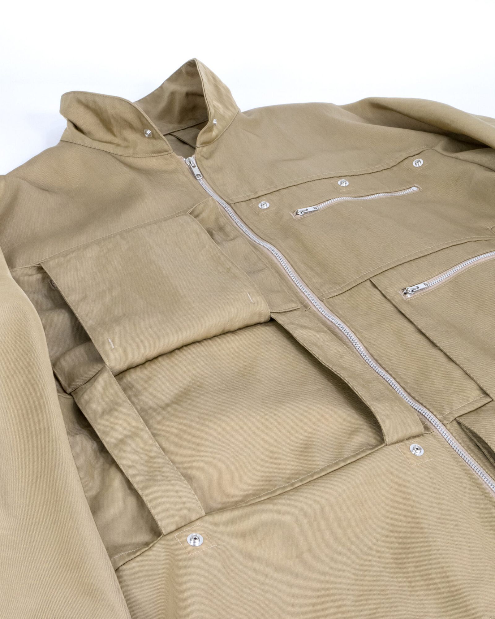 Moving Jacket