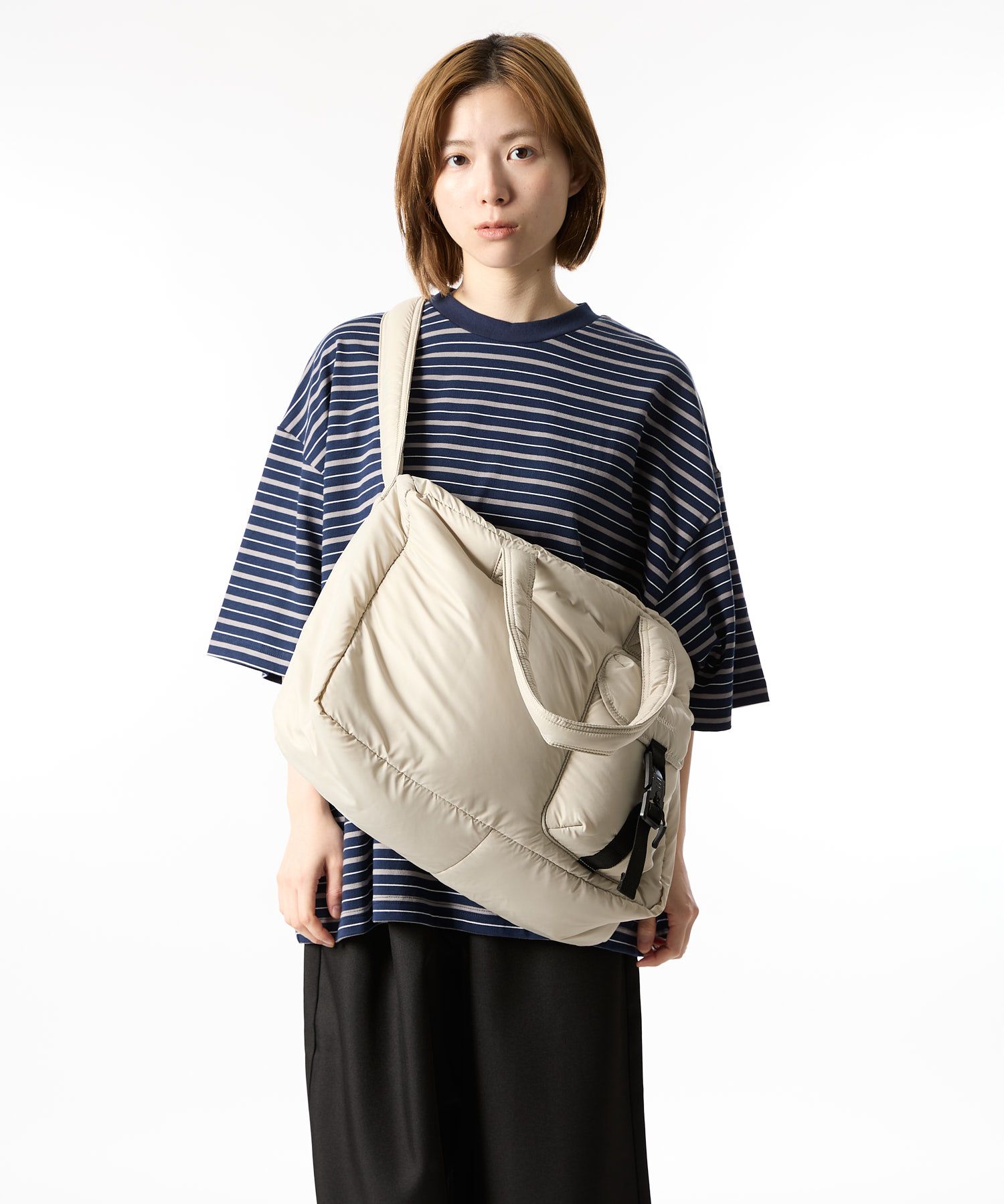 PADDING SHOULDER BAG / パディング ショルダーバッグ / ライトグレー / MTM-BG-0316-25-C