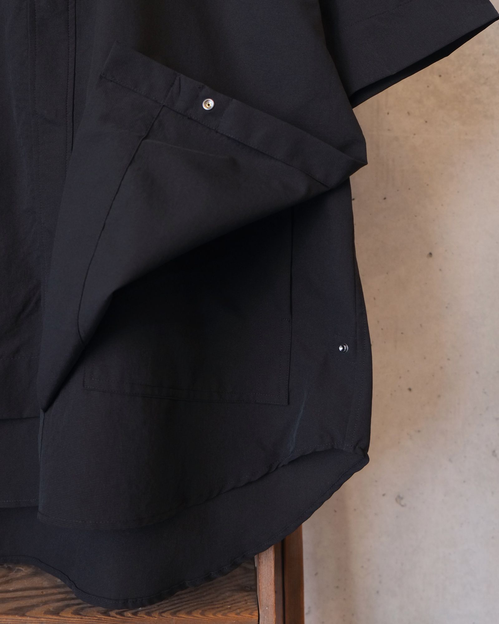 Breathable Side Slit S/S SH / ショートスリーブ シャツ / ブラック / MW-SH26105