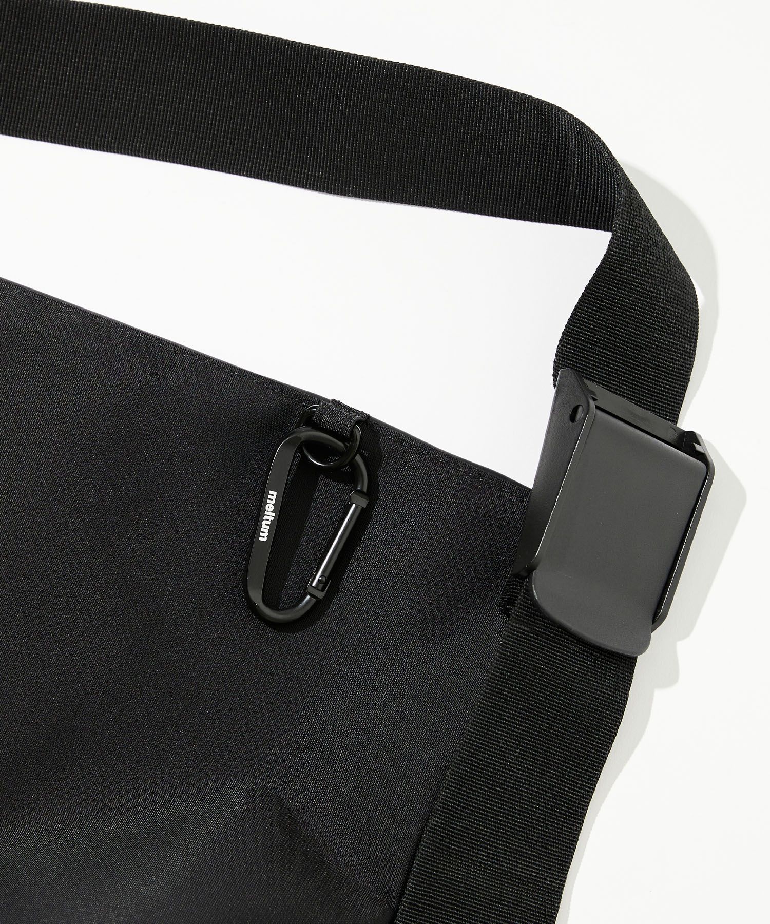 NYLON MESSENGER BAG / ナイロン メッセンジャーバッグ / ブラック /  MTM-BG-0104-23-A
