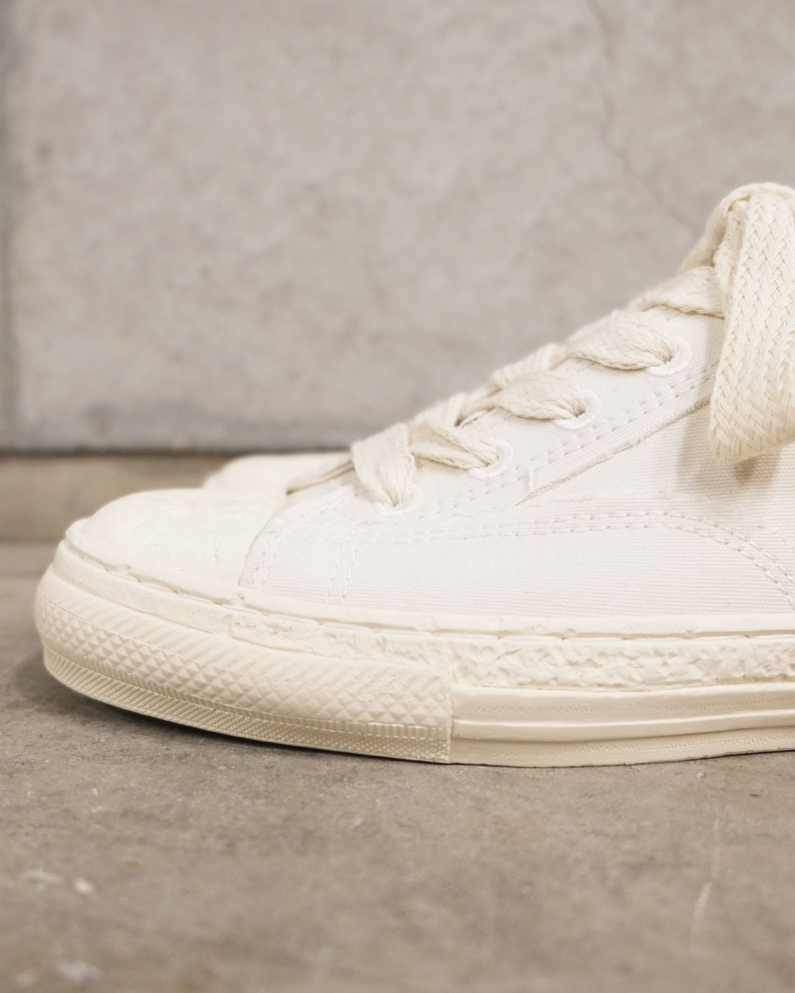 【General Scale】PAST Sole 6 - Hole Low-top Sneaker