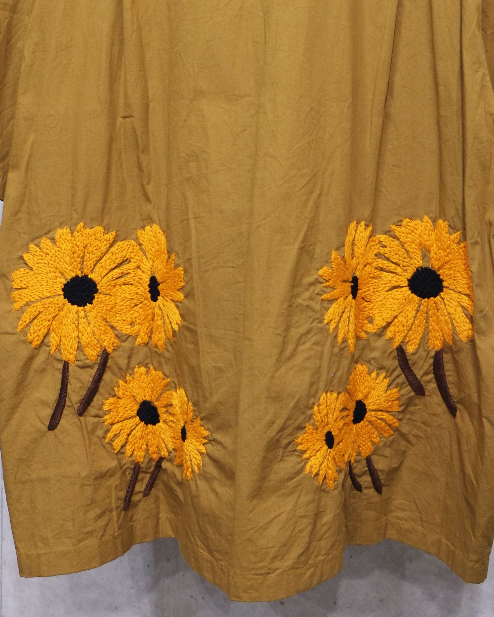 Floral Emb SS Shirt