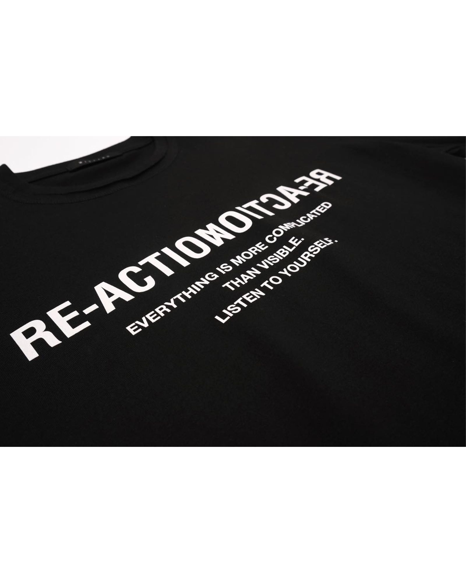 GRAPHIC LONG T-SHIRTS “RE-ACTION”