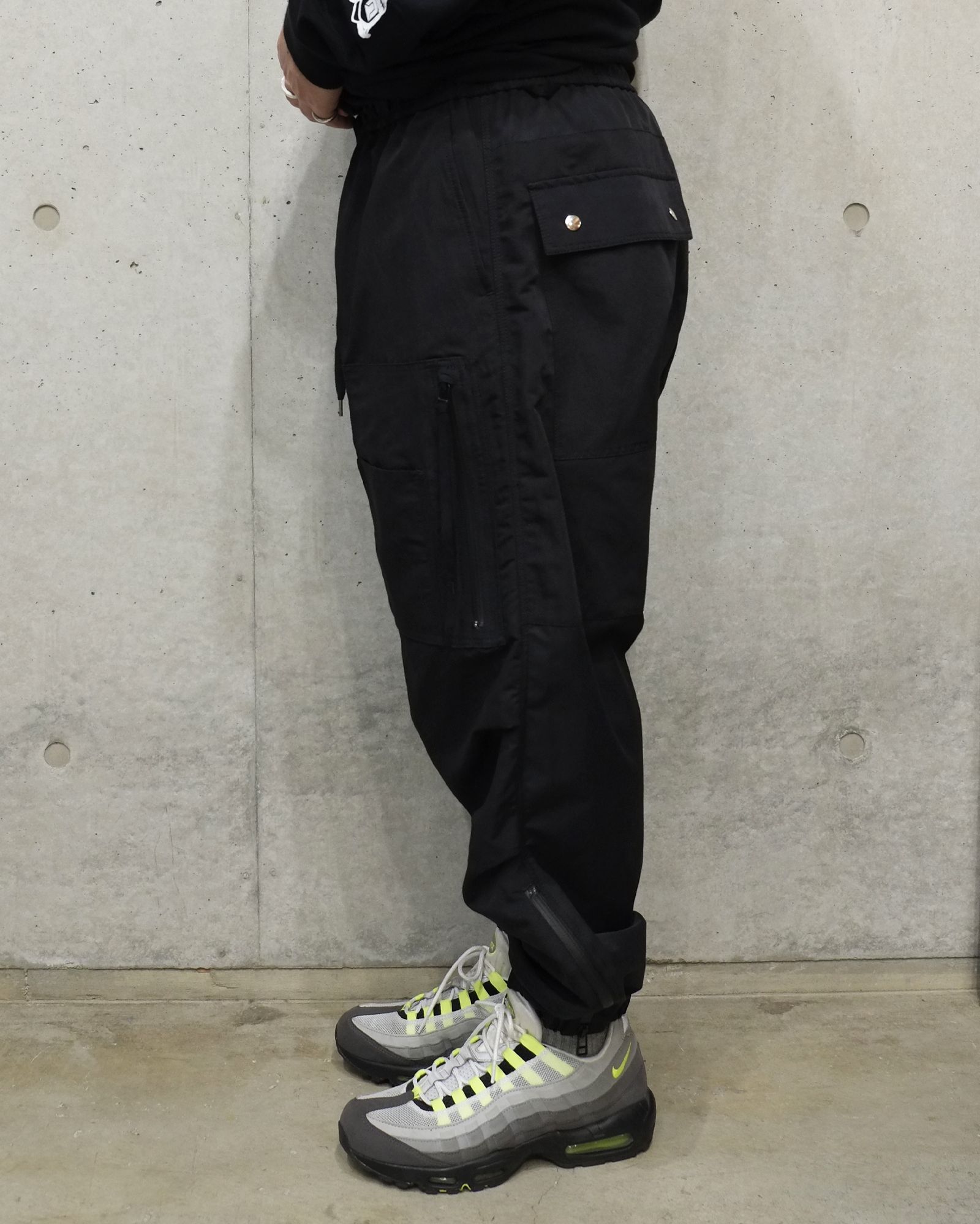 ANEI - Sidezip Tech Jogger 