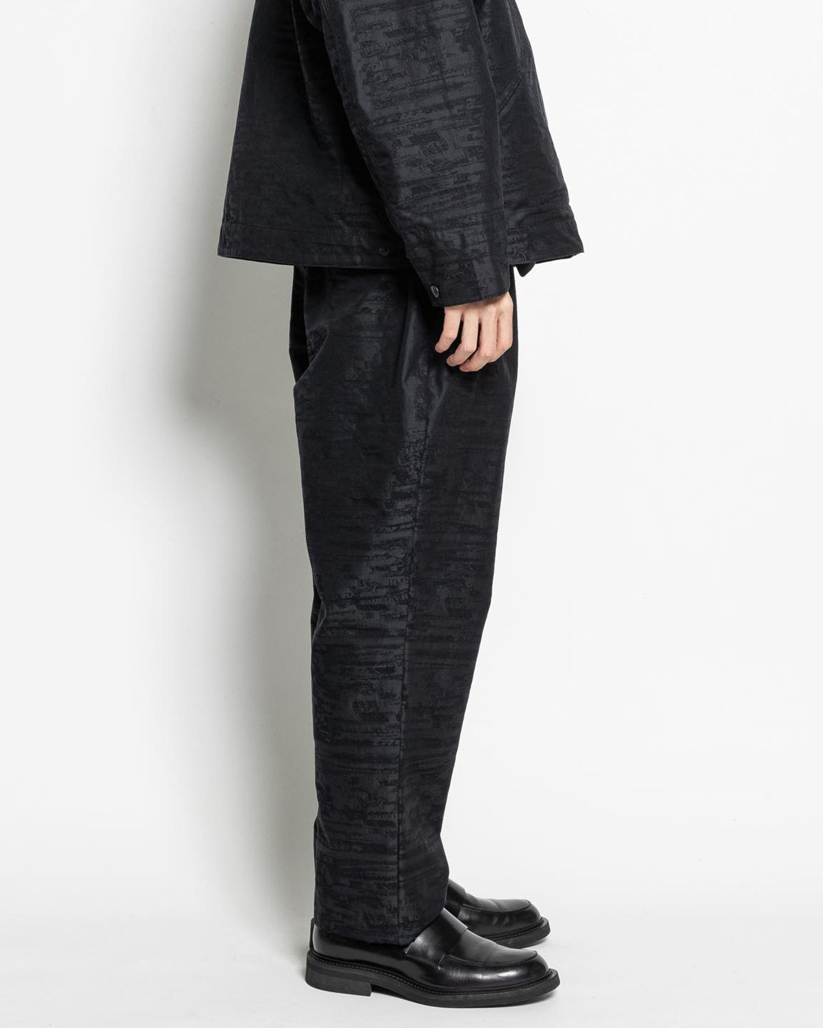 "TWO DOLLARS" Forward Pleats Pants
