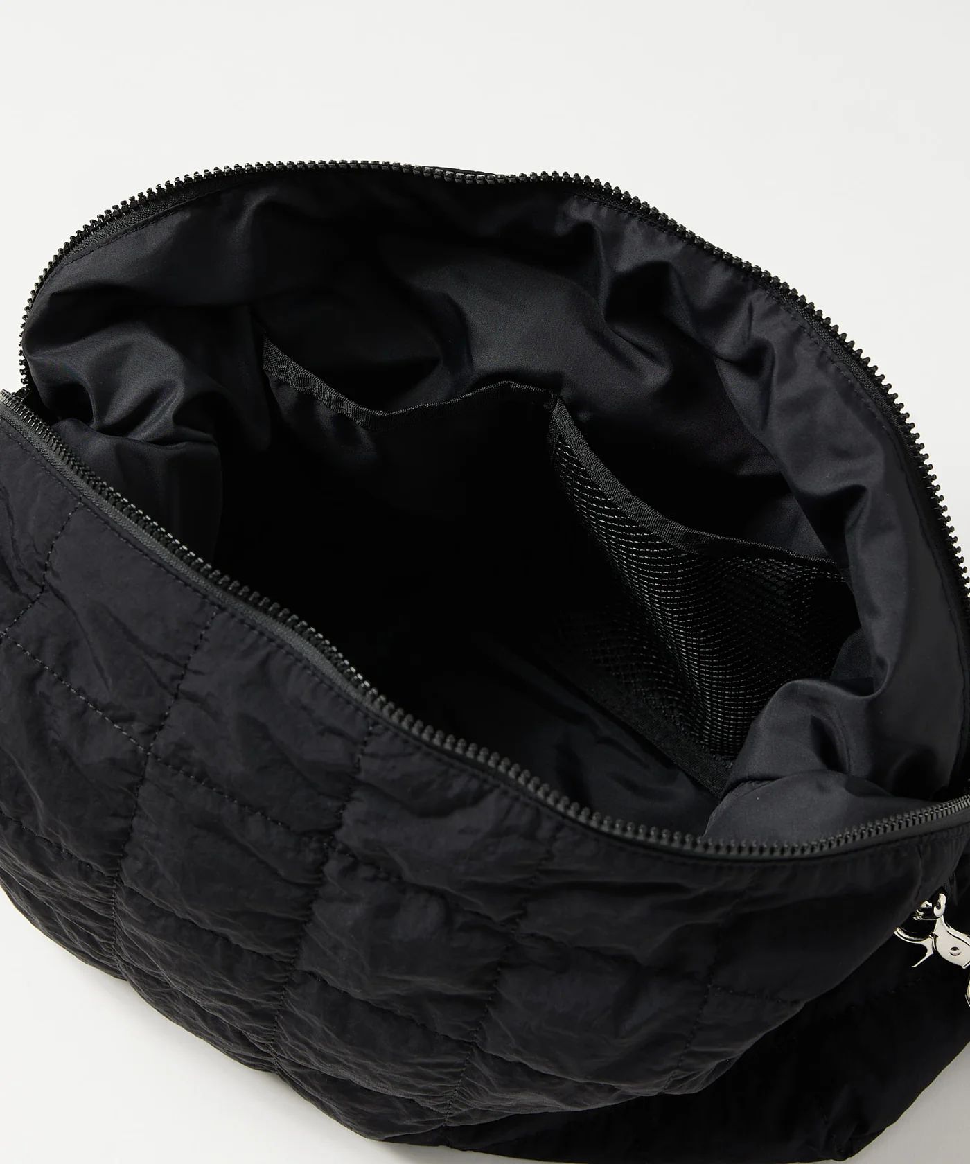 QUILTING POUCH SHOULDER BAG / キルティング ポーチ ショルダーバッグ / ブラック / MTM-BG-0162-23-C