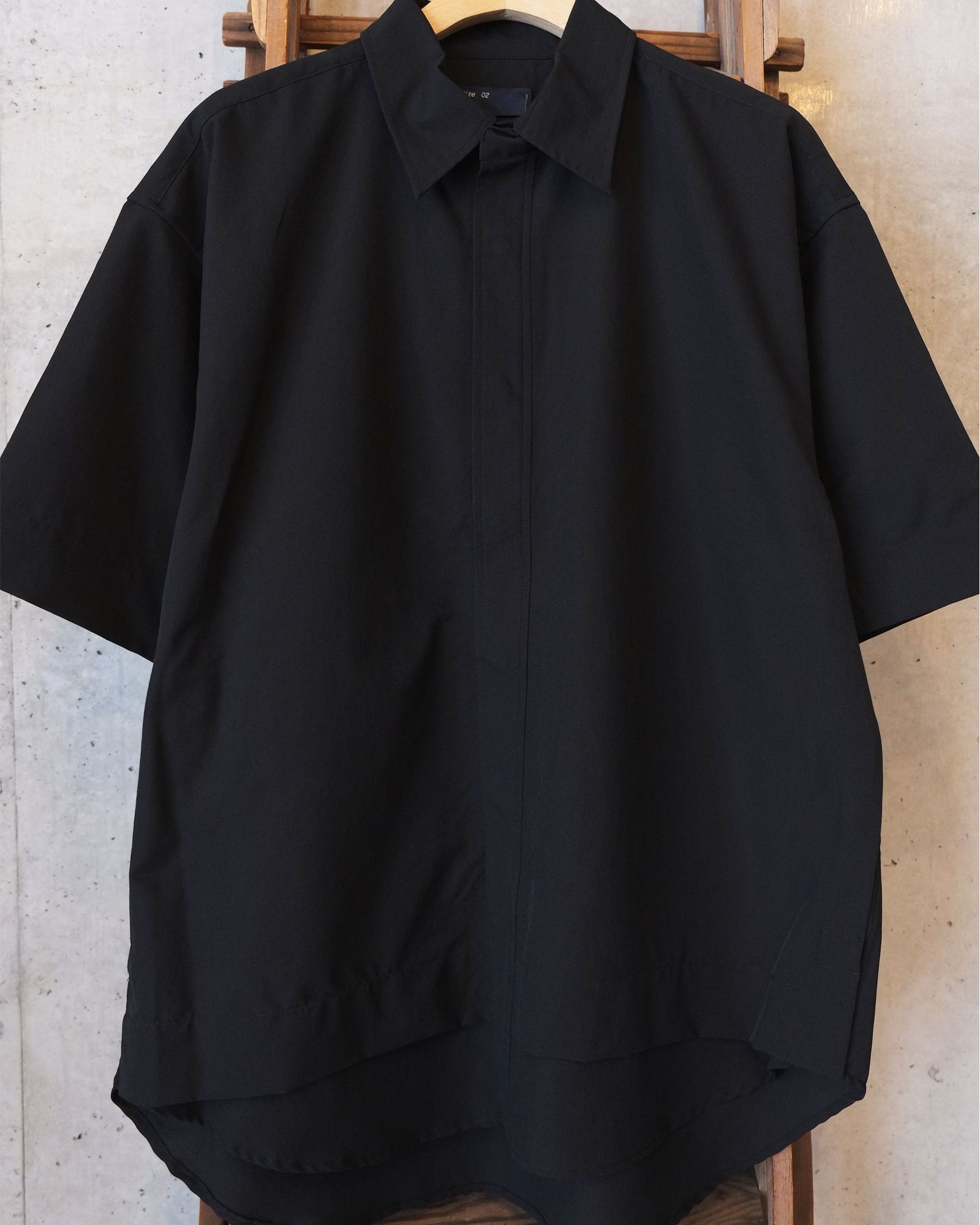 Breathable Side Slit S/S SH / ショートスリーブ シャツ / ブラック / MW-SH26105