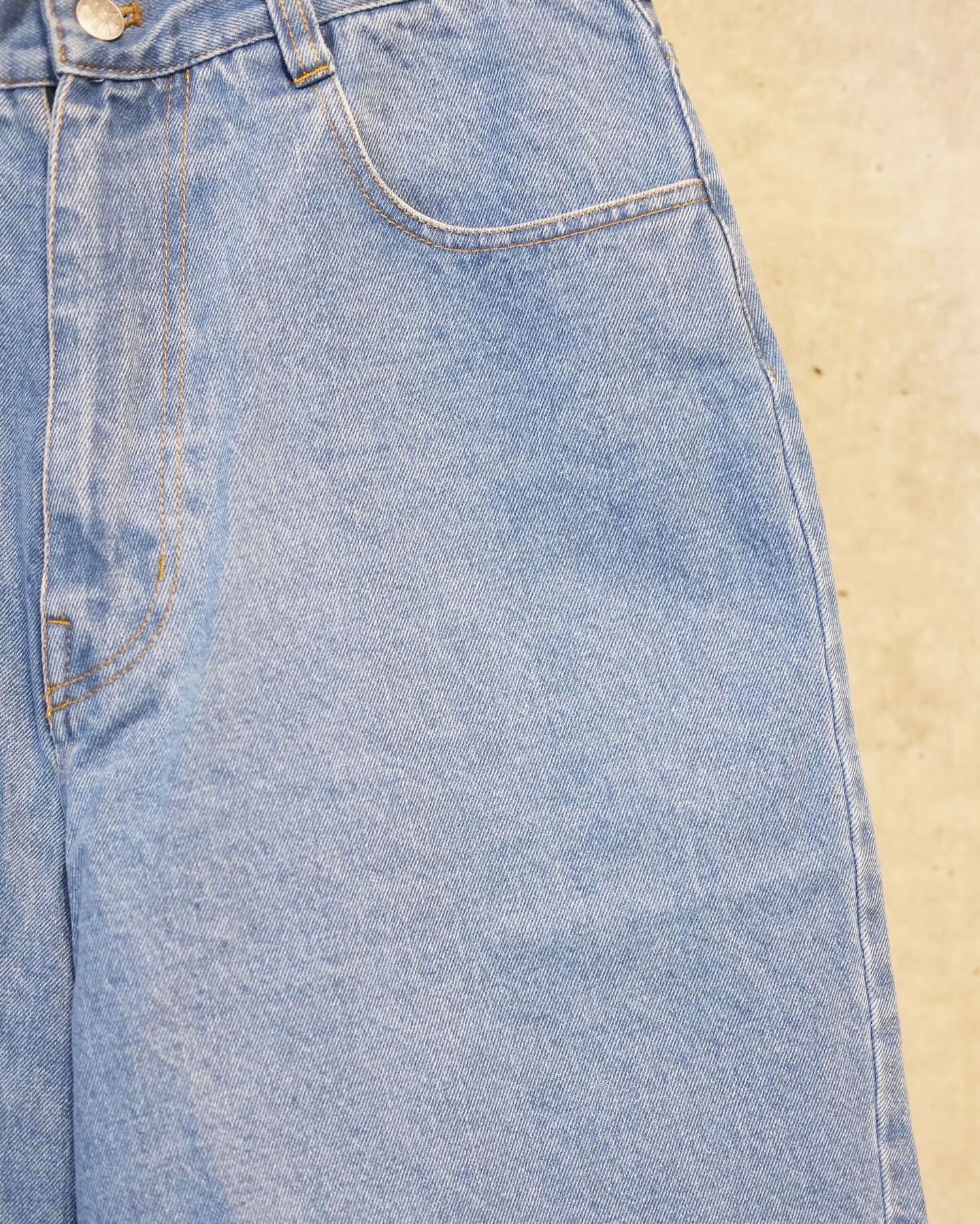 6 Pocket Denim Shorts