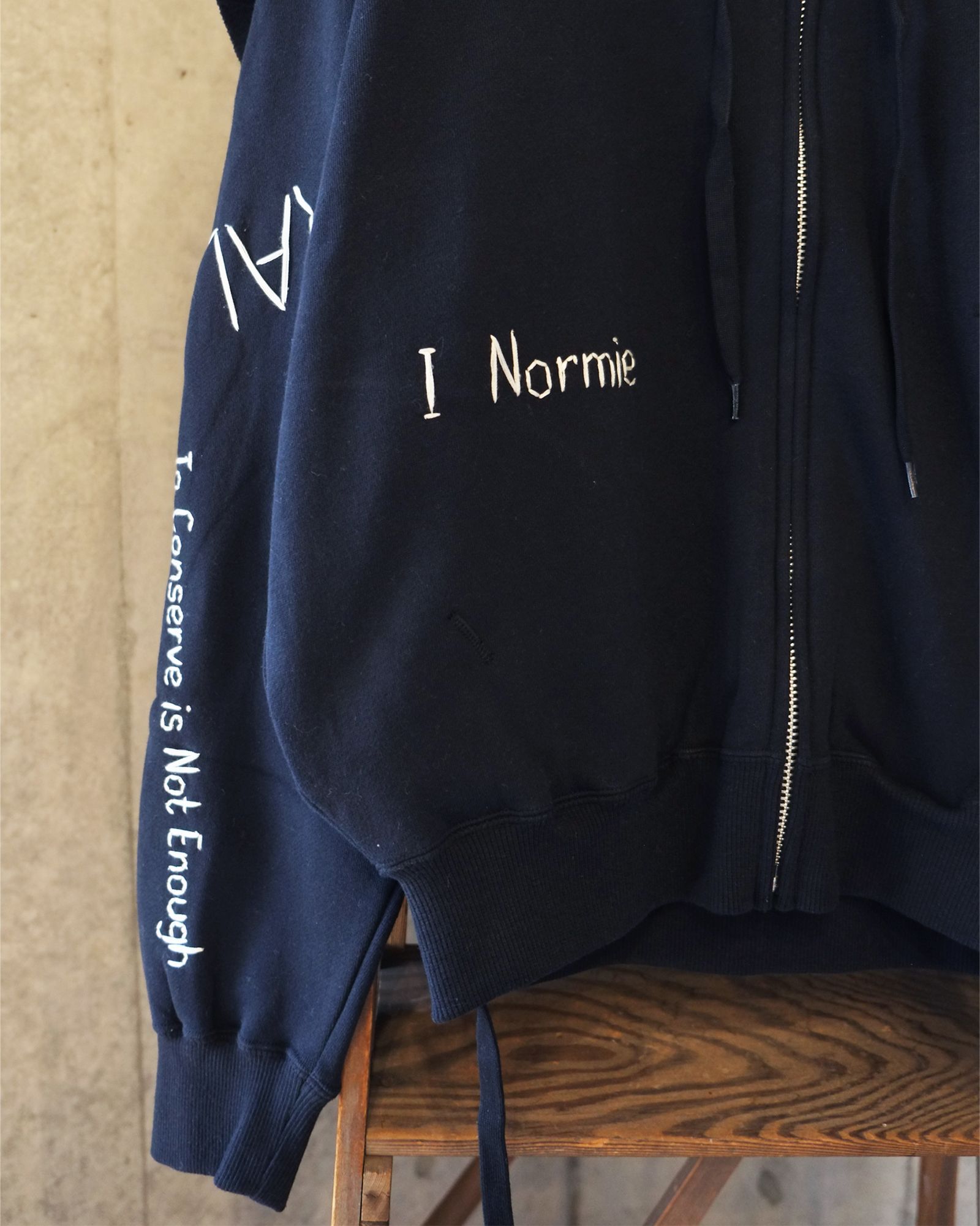 I Normie Zip Hoodie / ジップアップパーカー / ブラック / SW-SV-NRA-1001
