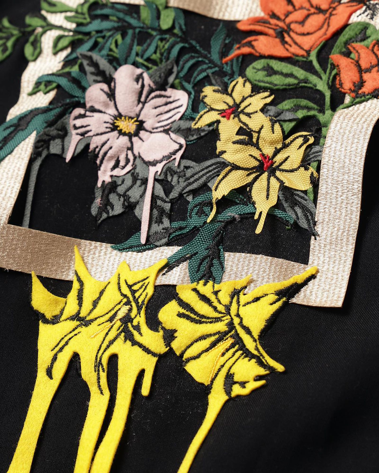 Non-Standard Embroidery Shirts