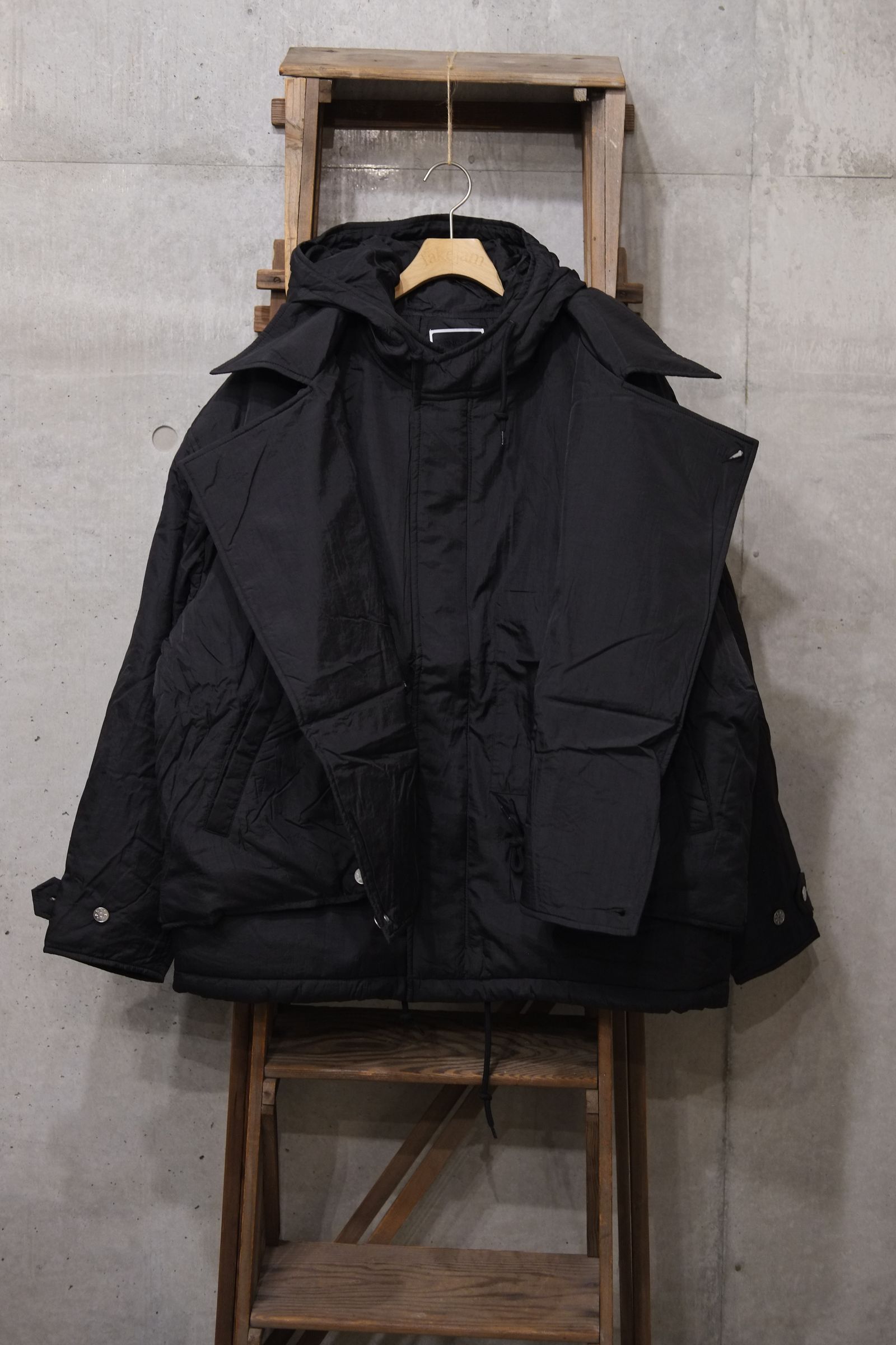 Double Cushy Hooded Jacket