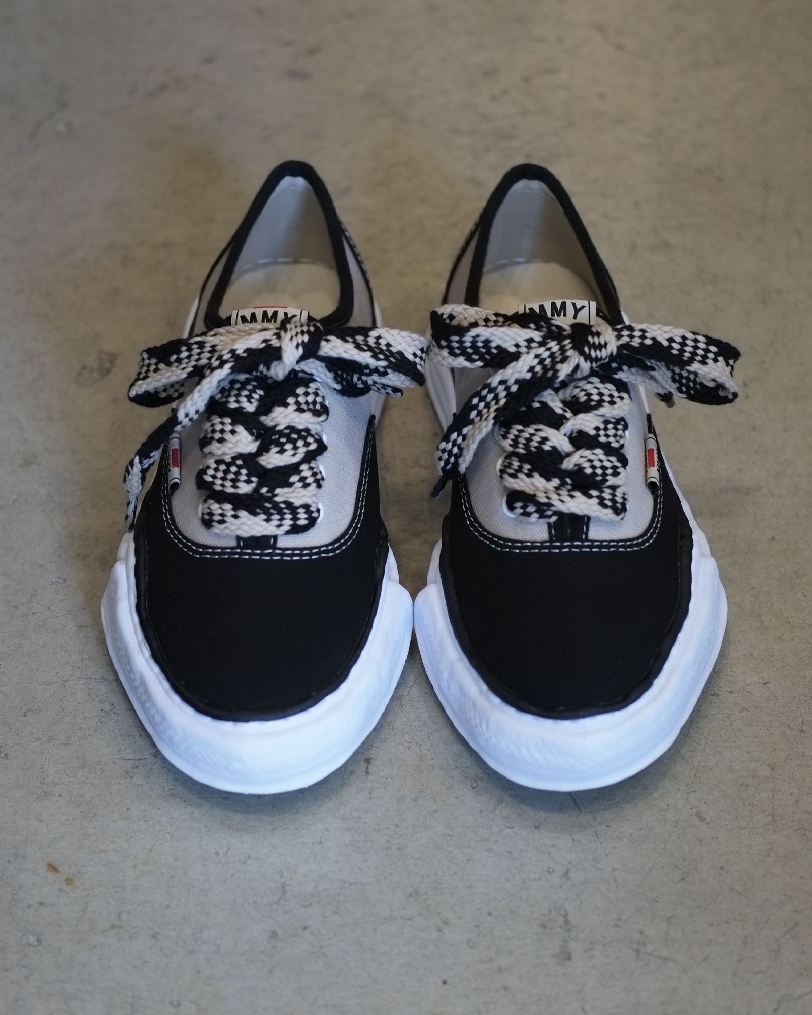 BAKER/original sole canvas combination color Low-Top sneakers
