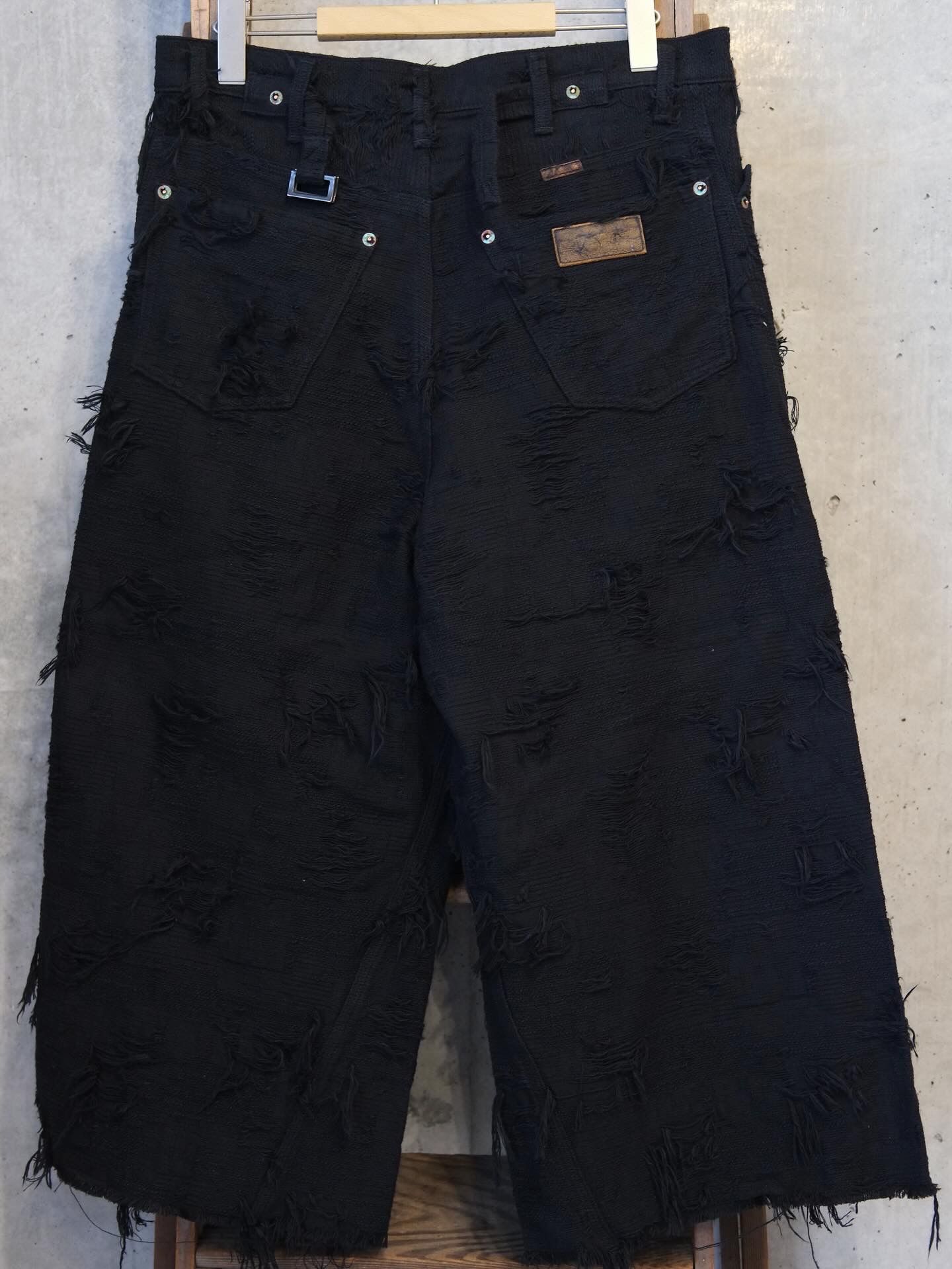 Cut Off Heavy Short Boro Crust (NOIR)