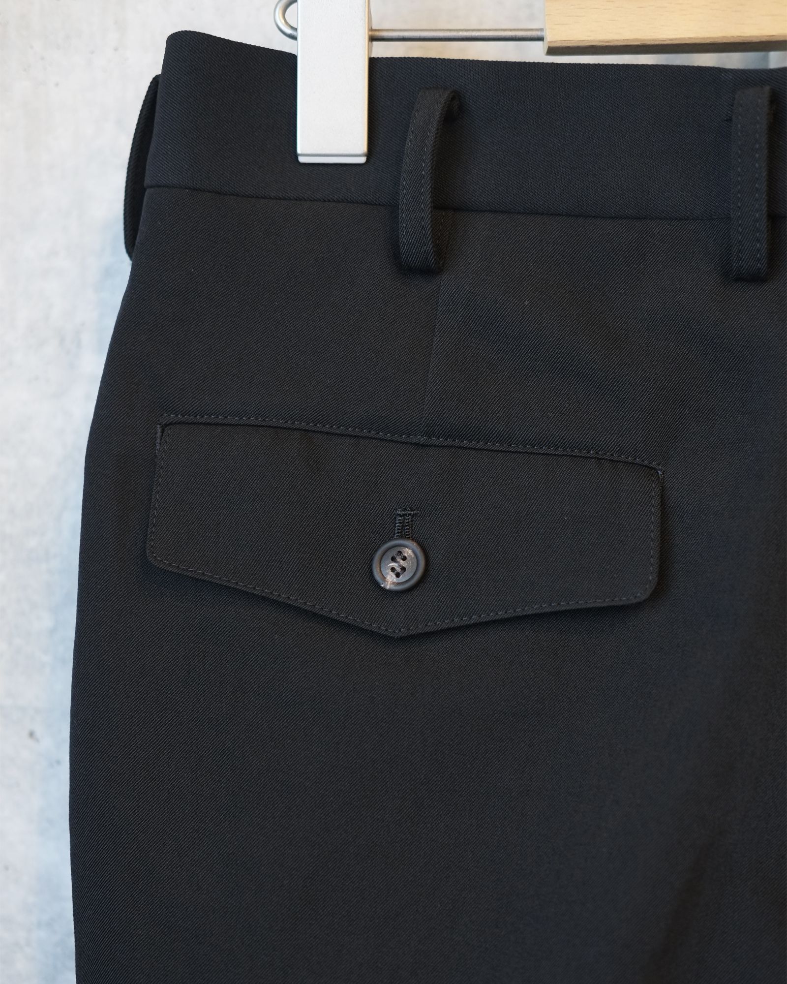 SOSHIOTSUKI - Front Lowrised Trousers | fakejam