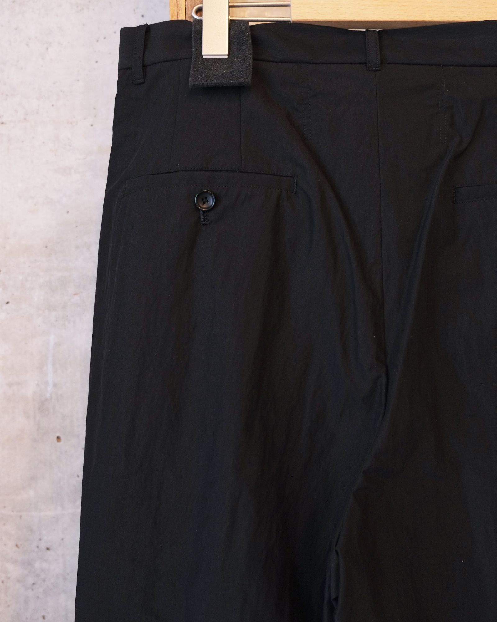 Ambient C/N High-waist Slacks / スラックス / ブラック /MW-PT26104