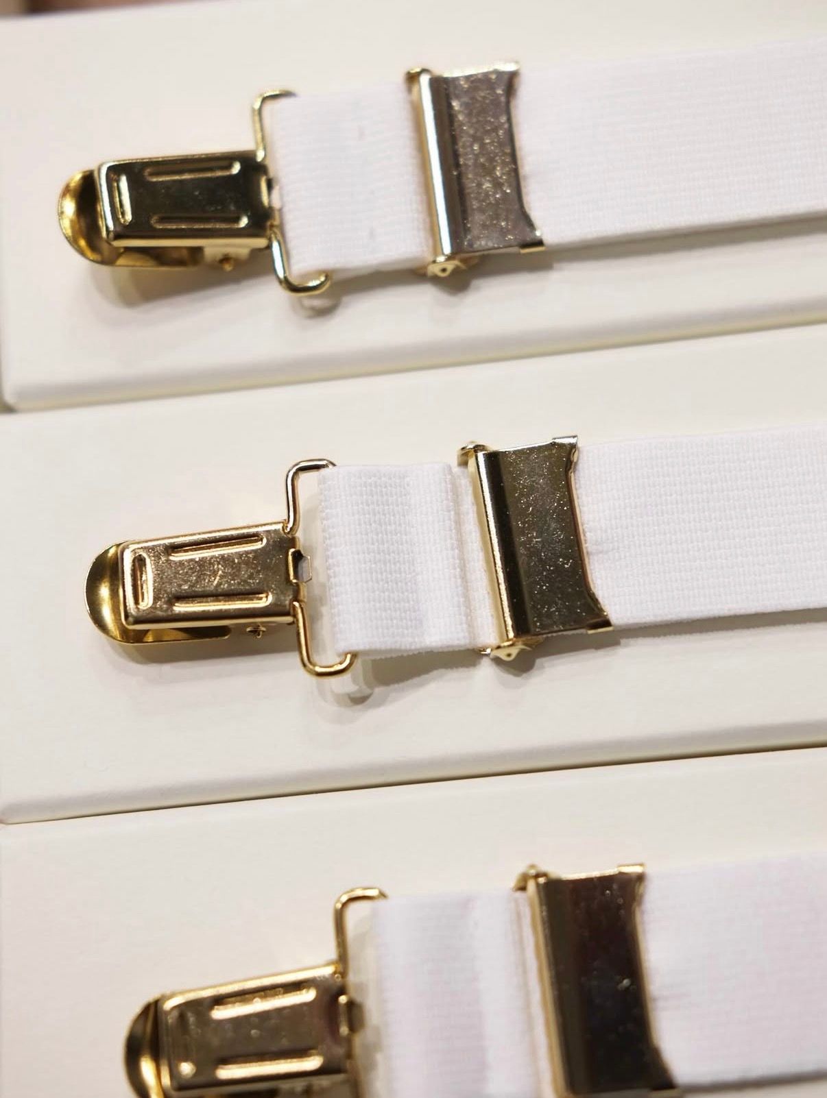 Suspenders (I LOVE YOU)