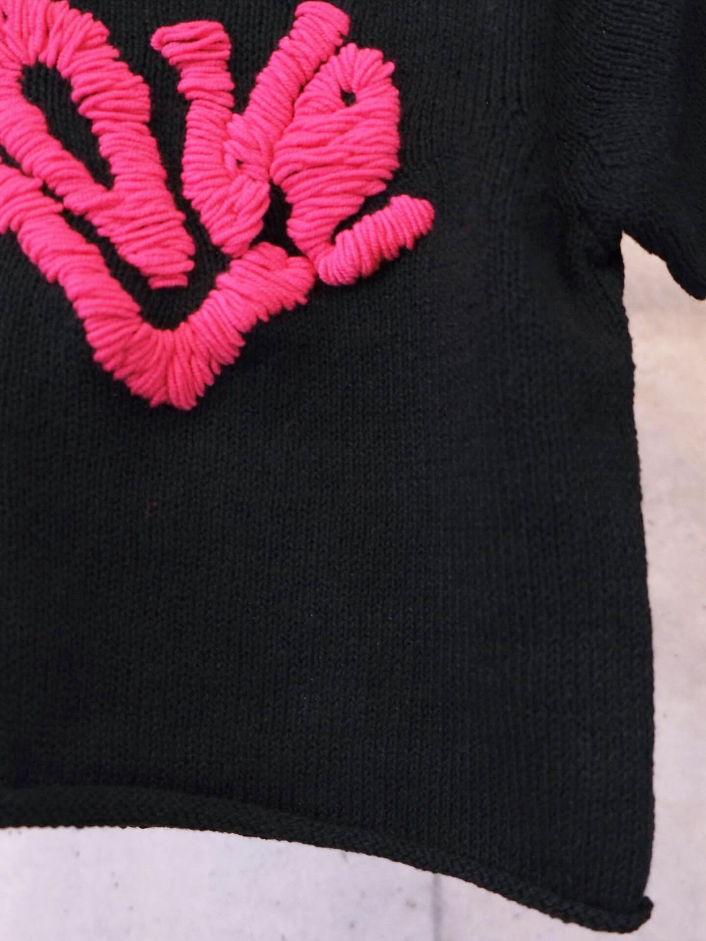 Message Tee / Black"LOVE"