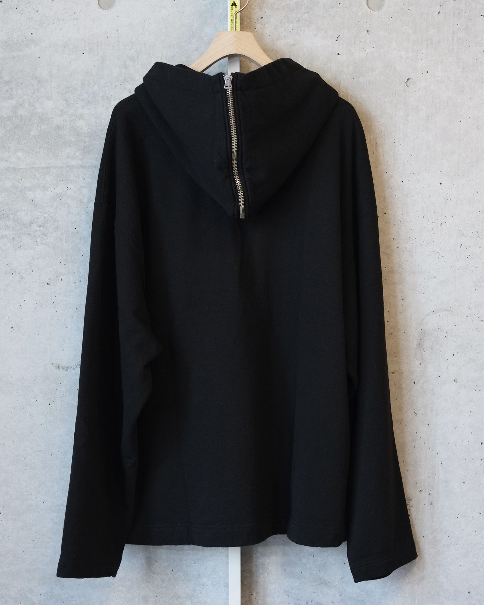 Harf Zip Pullover Hoodie