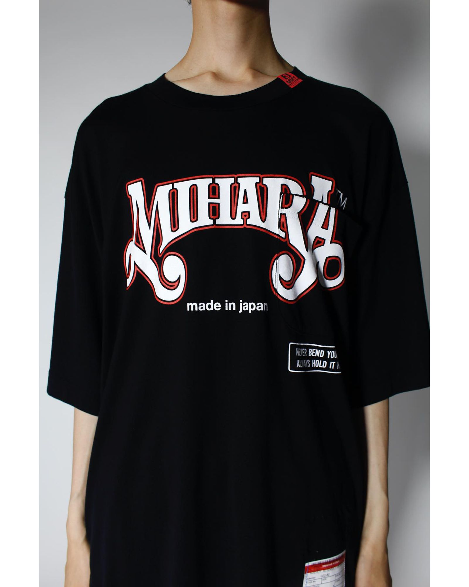MIHARA Printed T-shirt