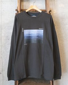Abstract Photograph L/S Tee / ロングスリーブ Tシャツ / チャコール / MW-CT26102