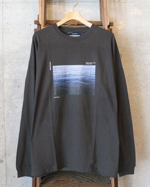 Abstract Photograph L/S Tee / ロングスリーブ Tシャツ / チャコール / MW-CT26102