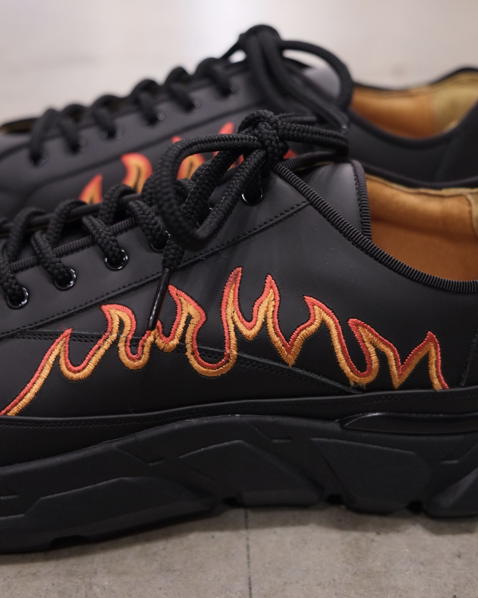 TENDER PERSON - Flame Embroidery Shoes | fakejam