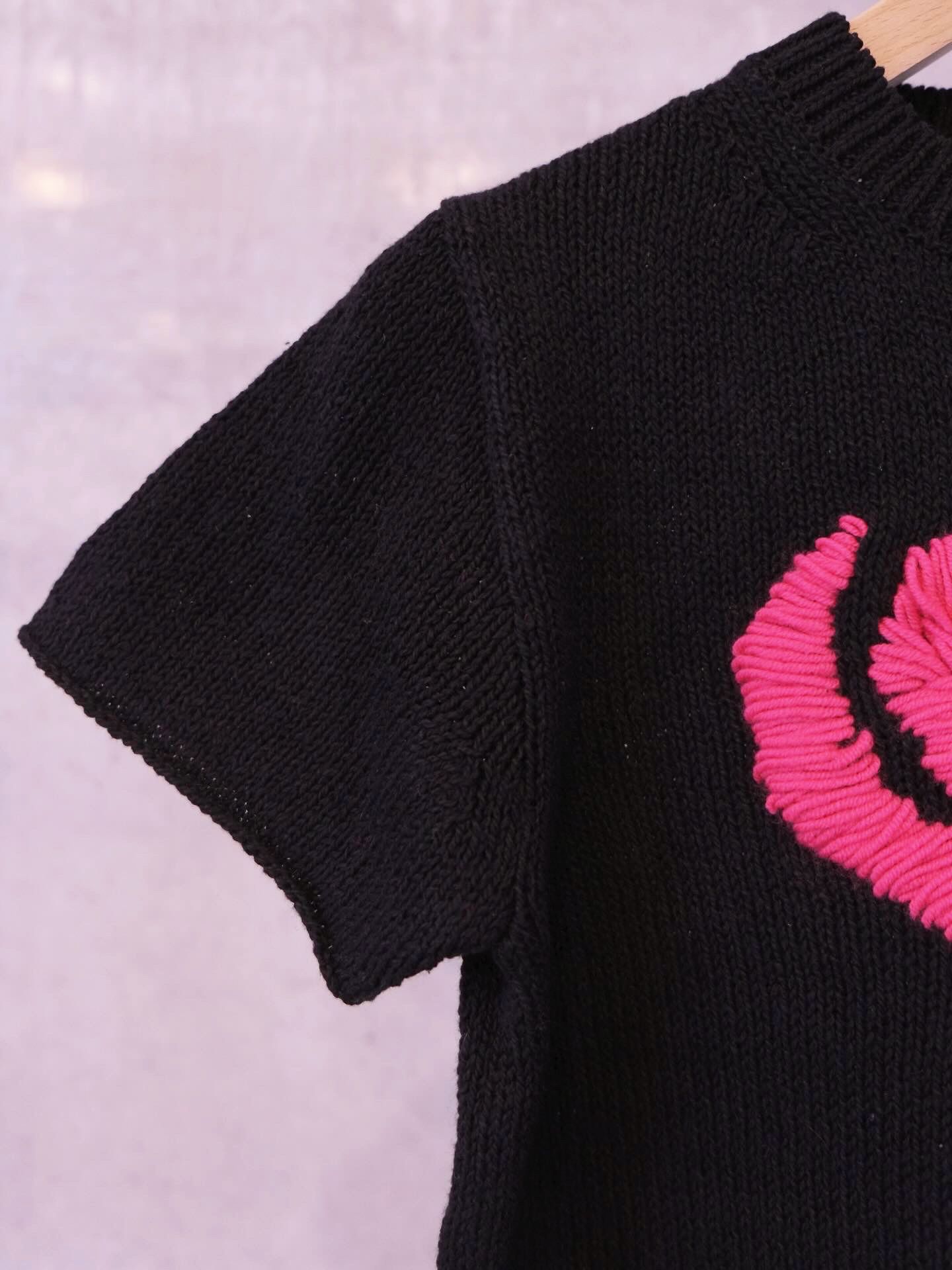 Message Tee / Black"LOVE"
