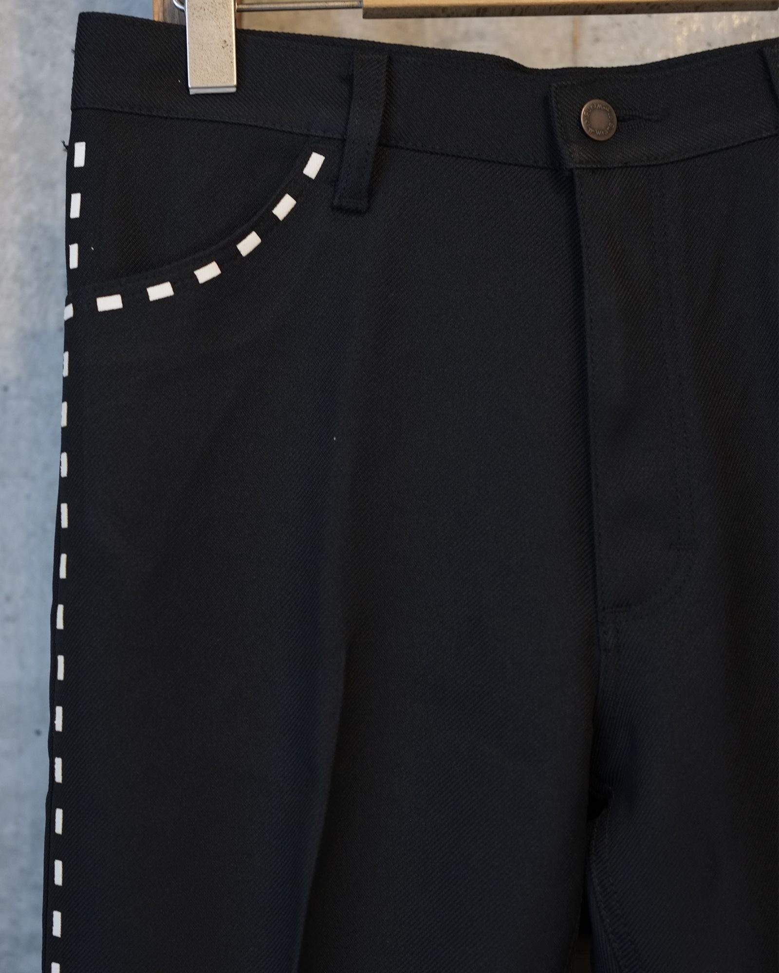 【定番デザイン】Laser Stitch Wrancher Pants / デニム / 細身シルエット / メンズ