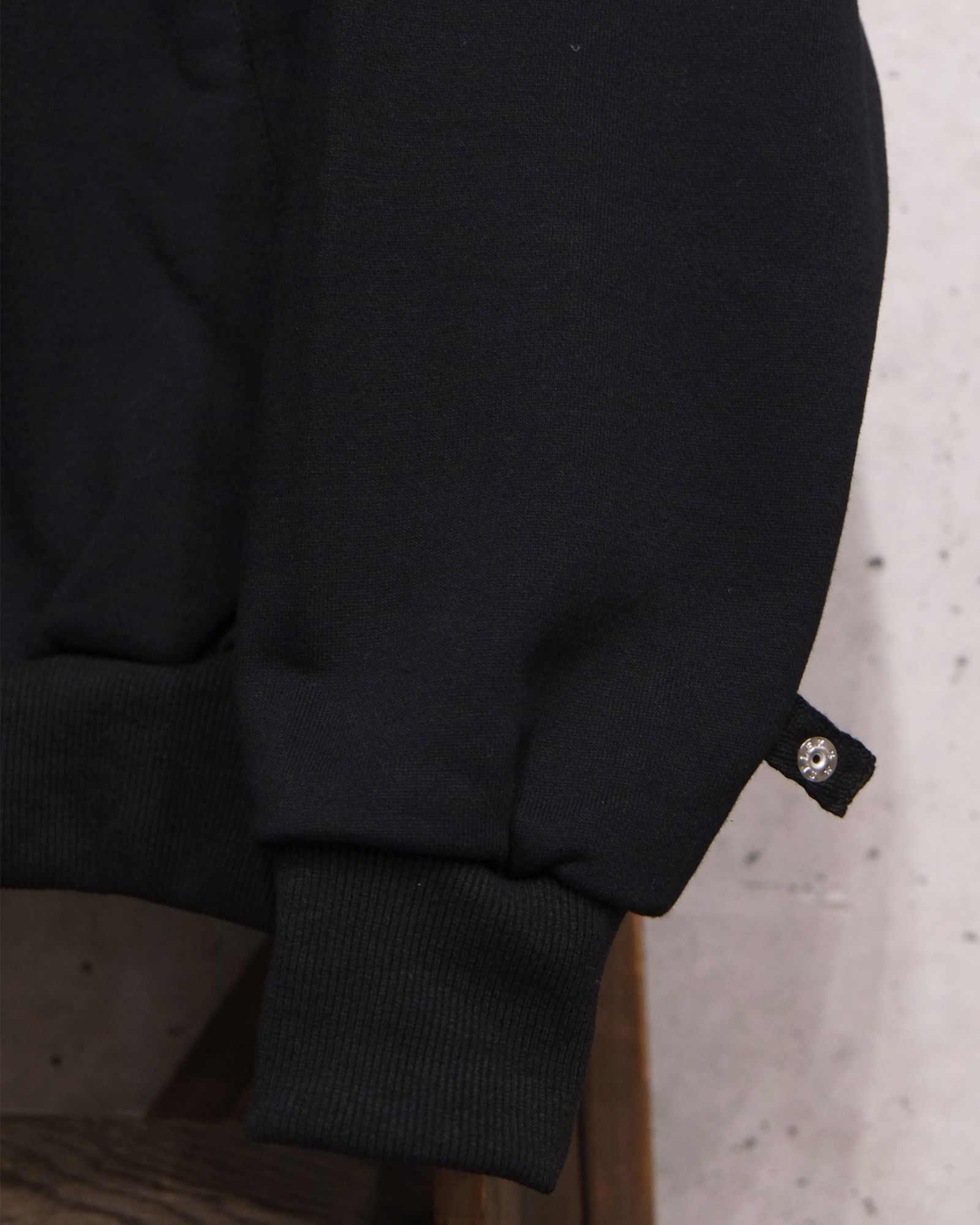 Visor Button Hoodie / ボタン パーカー / ブラック / PD-262-HCS-041