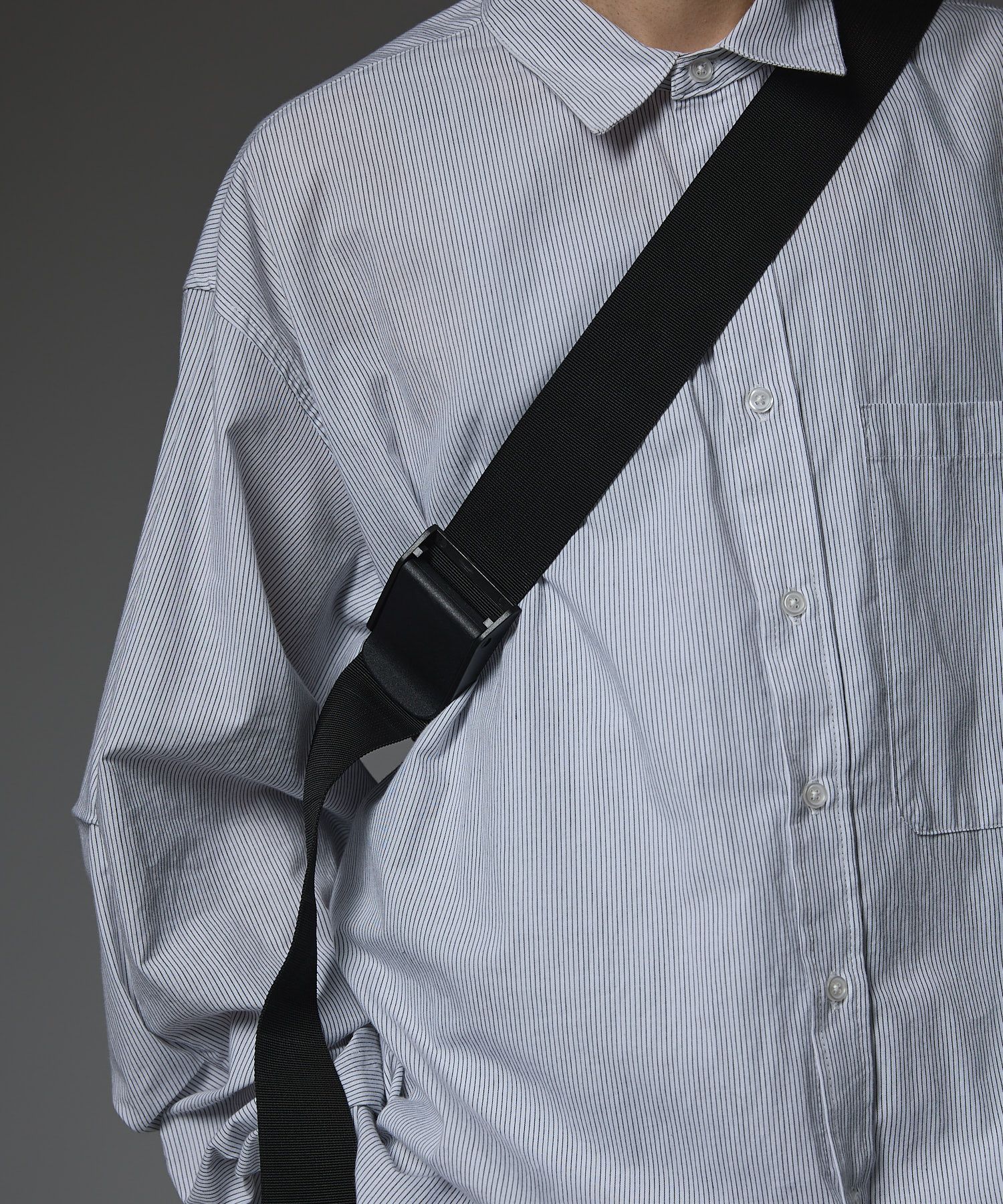 NYLON MESSENGER BAG (M) / ナイロン メッセンジャーバッグ / ブラック / MTM-BG-0320-26-A