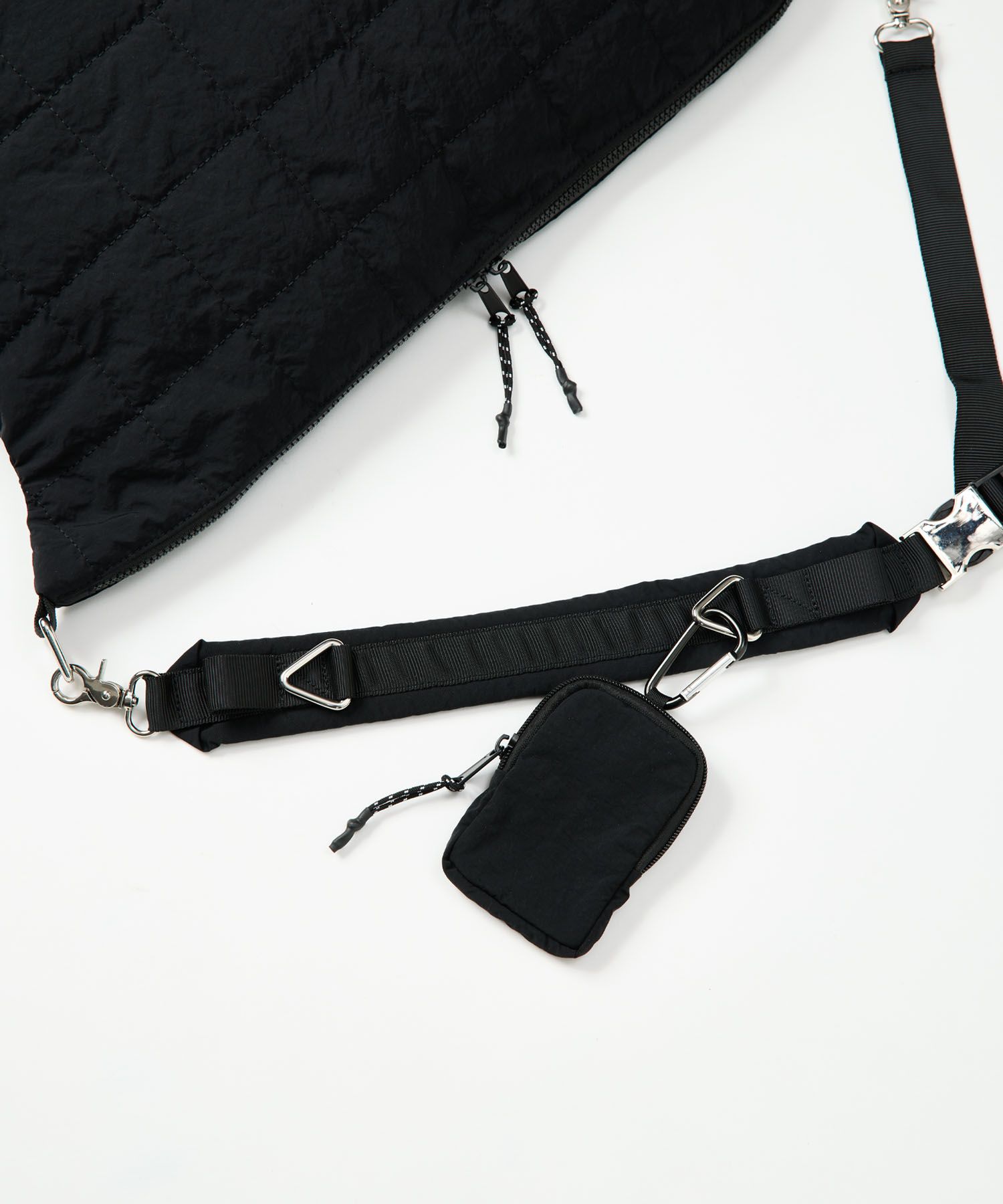 QUILTING POUCH SHOULDER BAG / キルティング ポーチ ショルダーバッグ / ブラック / MTM-BG-0162-23-C