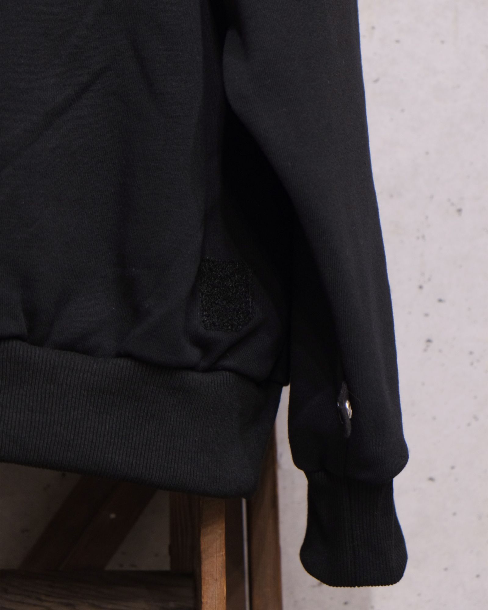 Visor Button Hoodie / ボタン パーカー / ブラック / PD-262-HCS-041