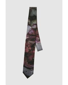Tie