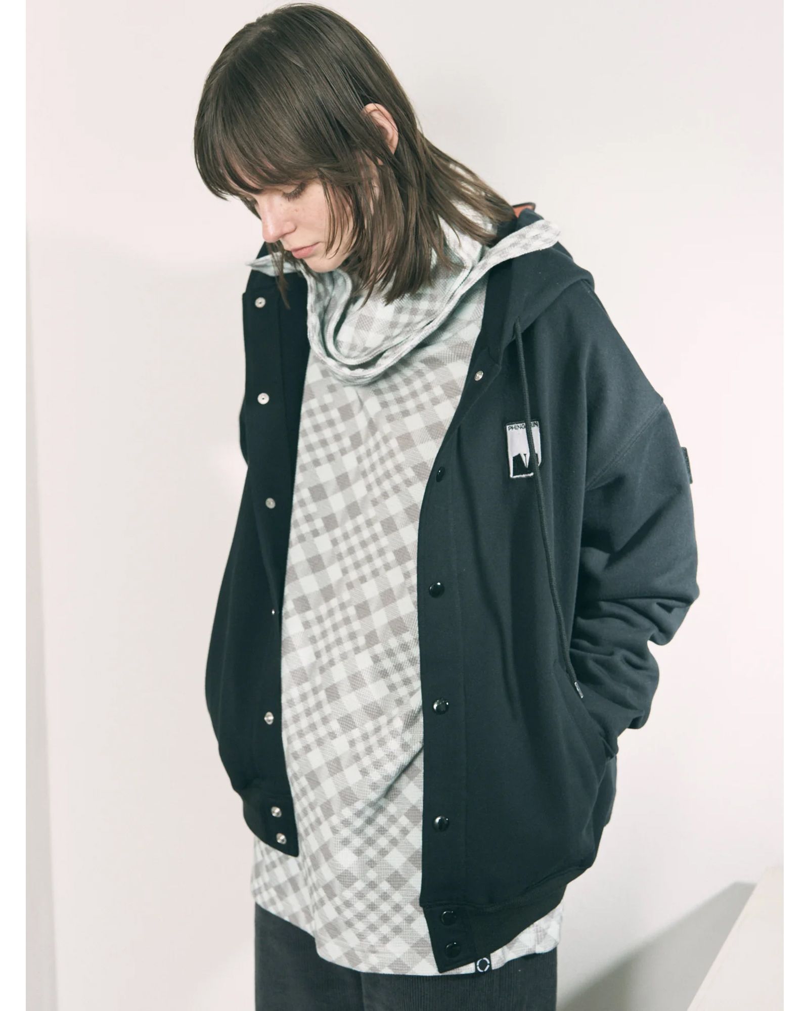 Visor Button Hoodie / ボタン パーカー / ブラック / PD-262-HCS-041