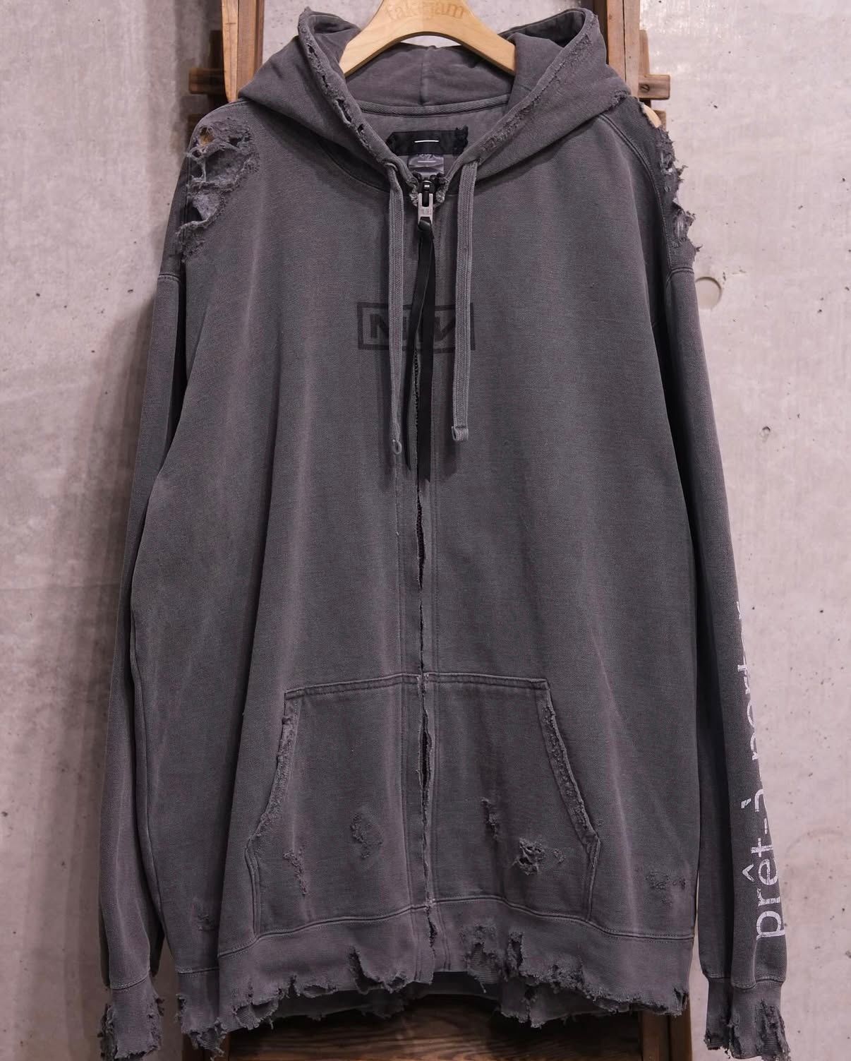 Bootleg Zip Up Hoodie With Damaged