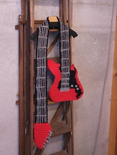 Tomodachi Guitter Muffler