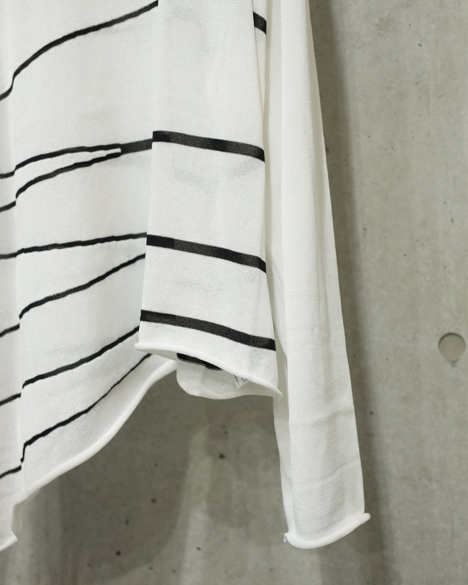 Asymmetry border knit