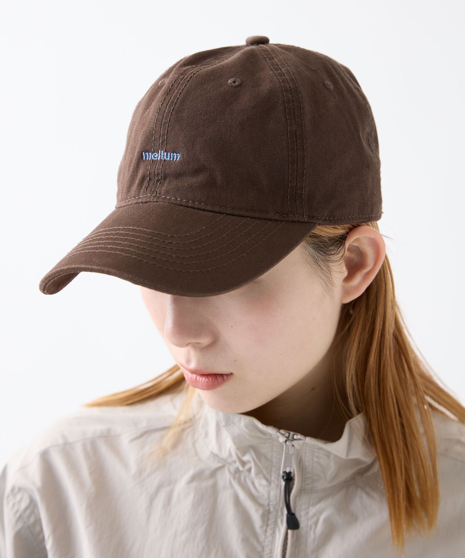 Basic Logo Cap / ベーシック ロゴ キャップ/ ブラウン / MTM-HT-0334-25-A