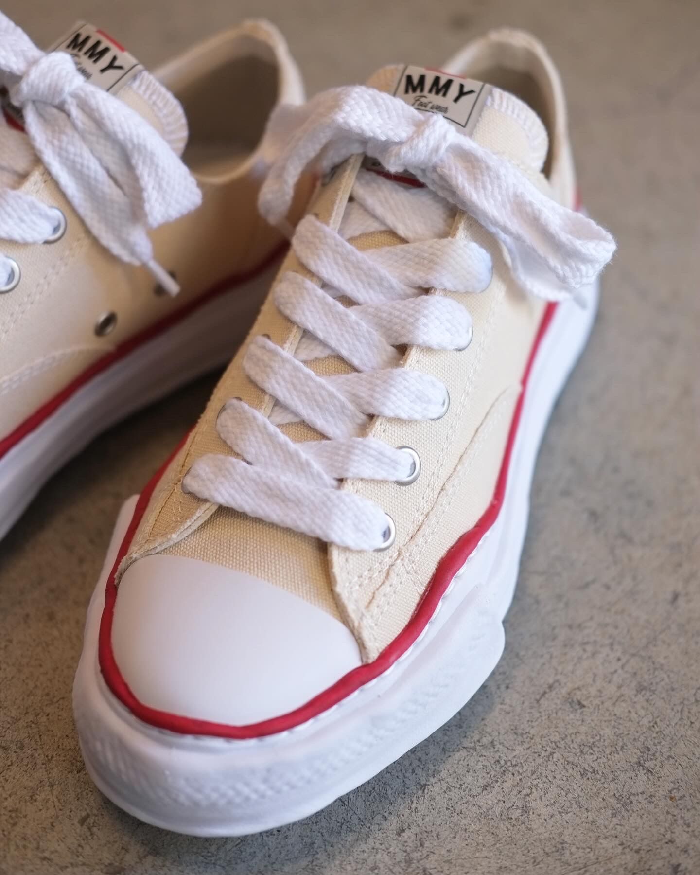 "PETERSON" OG Sole Canvas Low-top Sneaker