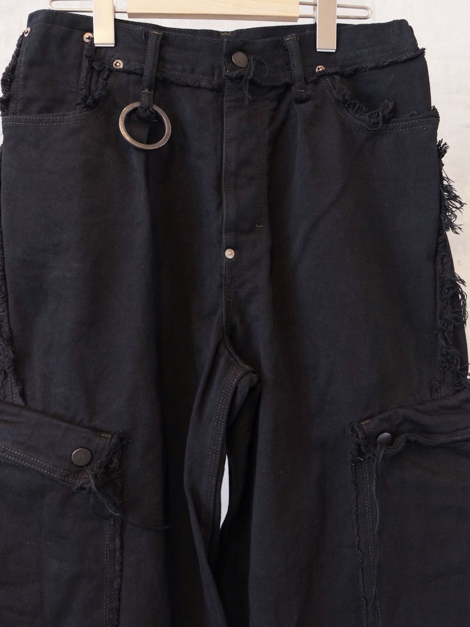 Slash Seam Twist Cargo Jeans(AFTER BLACK)