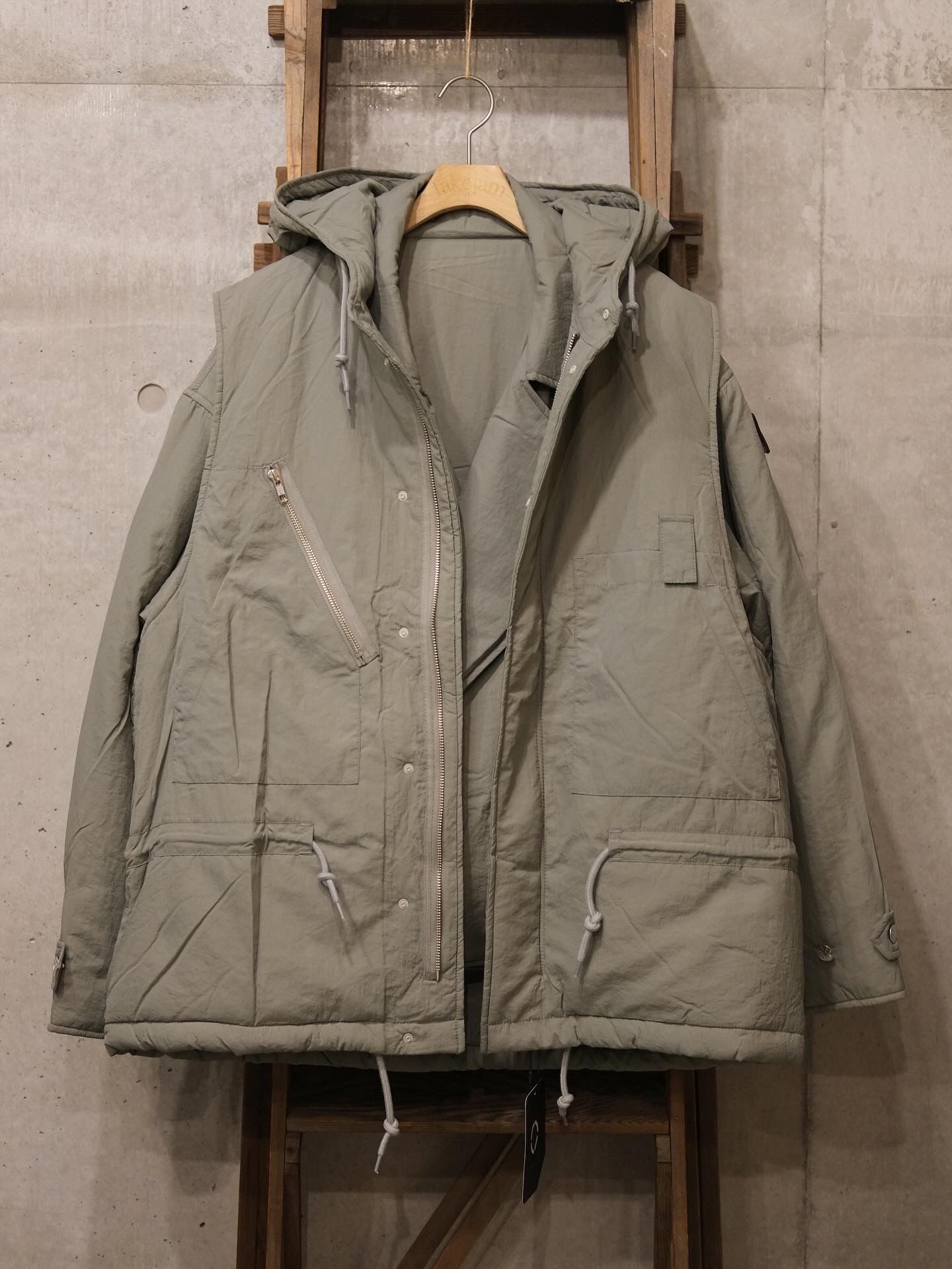 Double Cushy Hooded Jacket