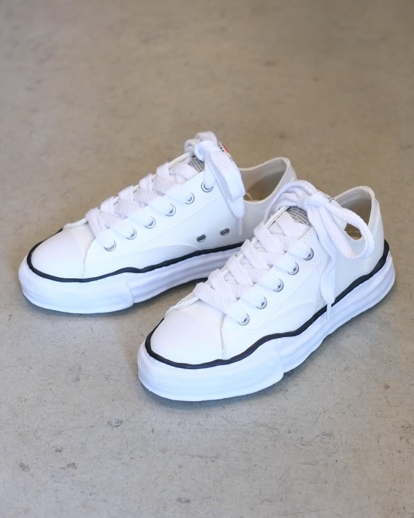 "PETERSON" OG Sole Canvas Low-top Sneaker