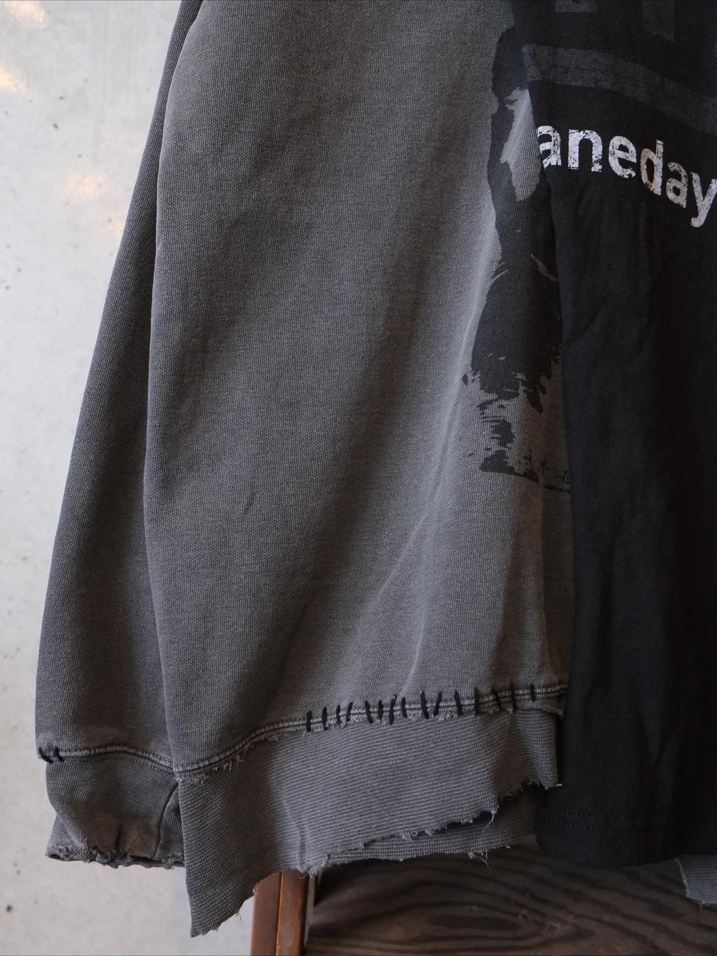 Bootleg Layered Crew Sweat(A MAN'S SHADOW)