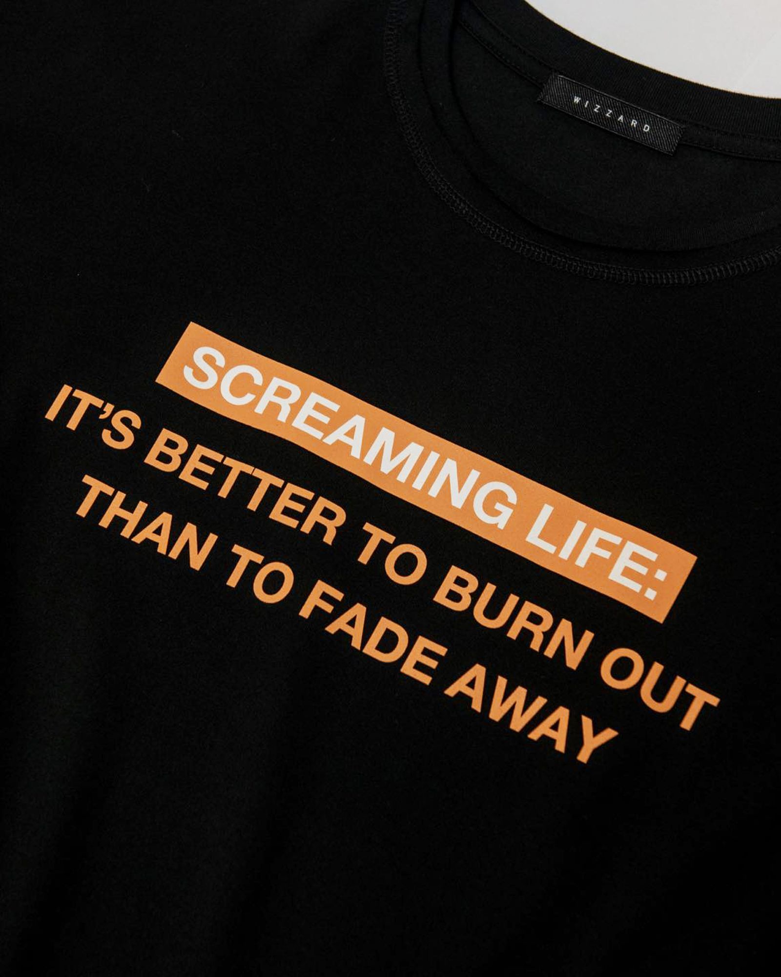 Graphic T-Shirts "SCREAMING LIFE"