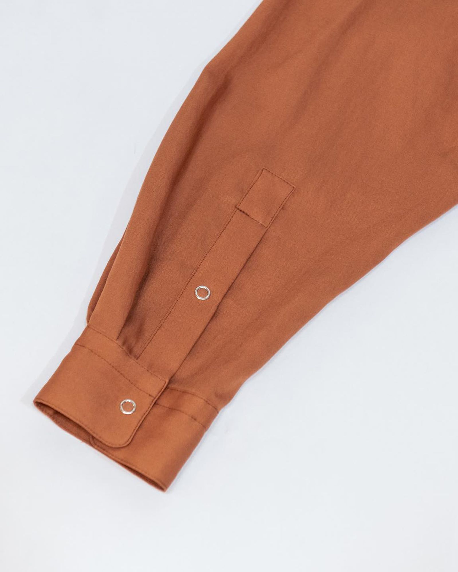 Detachable Sleeve Shirts